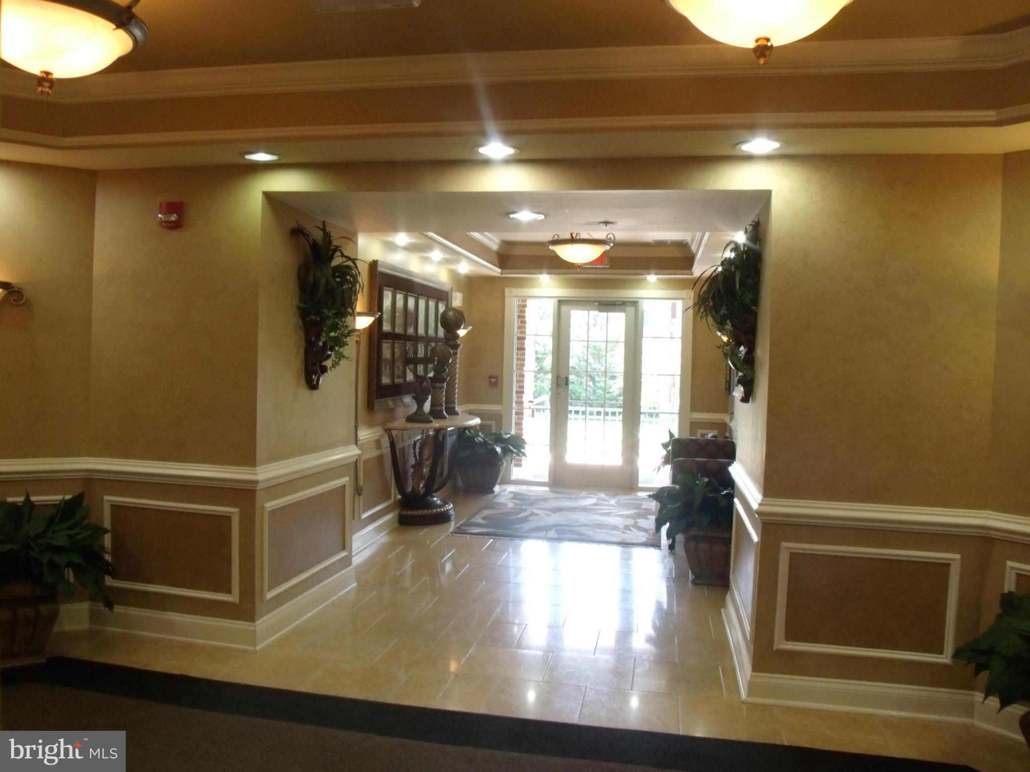 KING FARM VILLAGE - Residential Lease