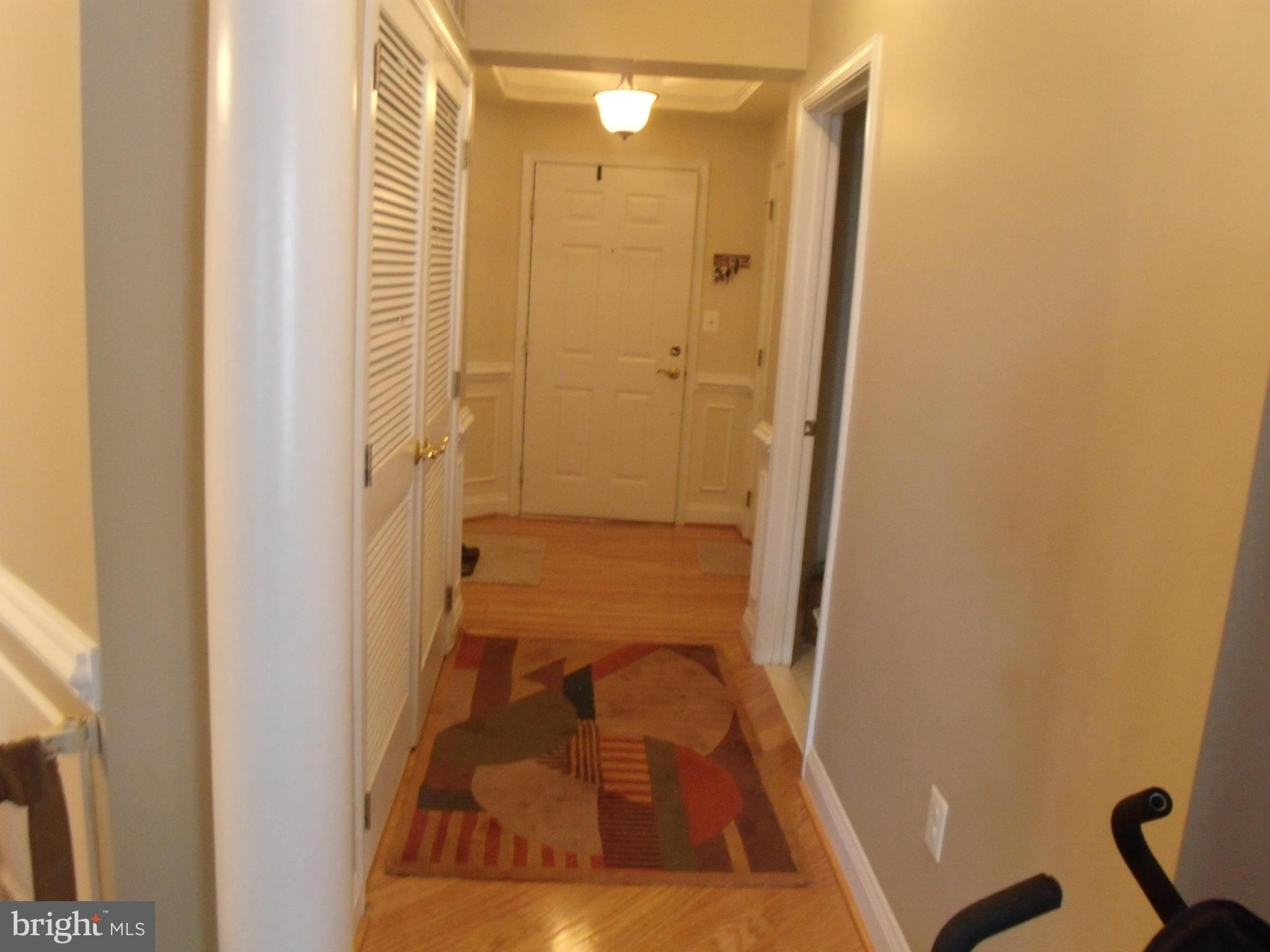 KING FARM VILLAGE - Residential Lease