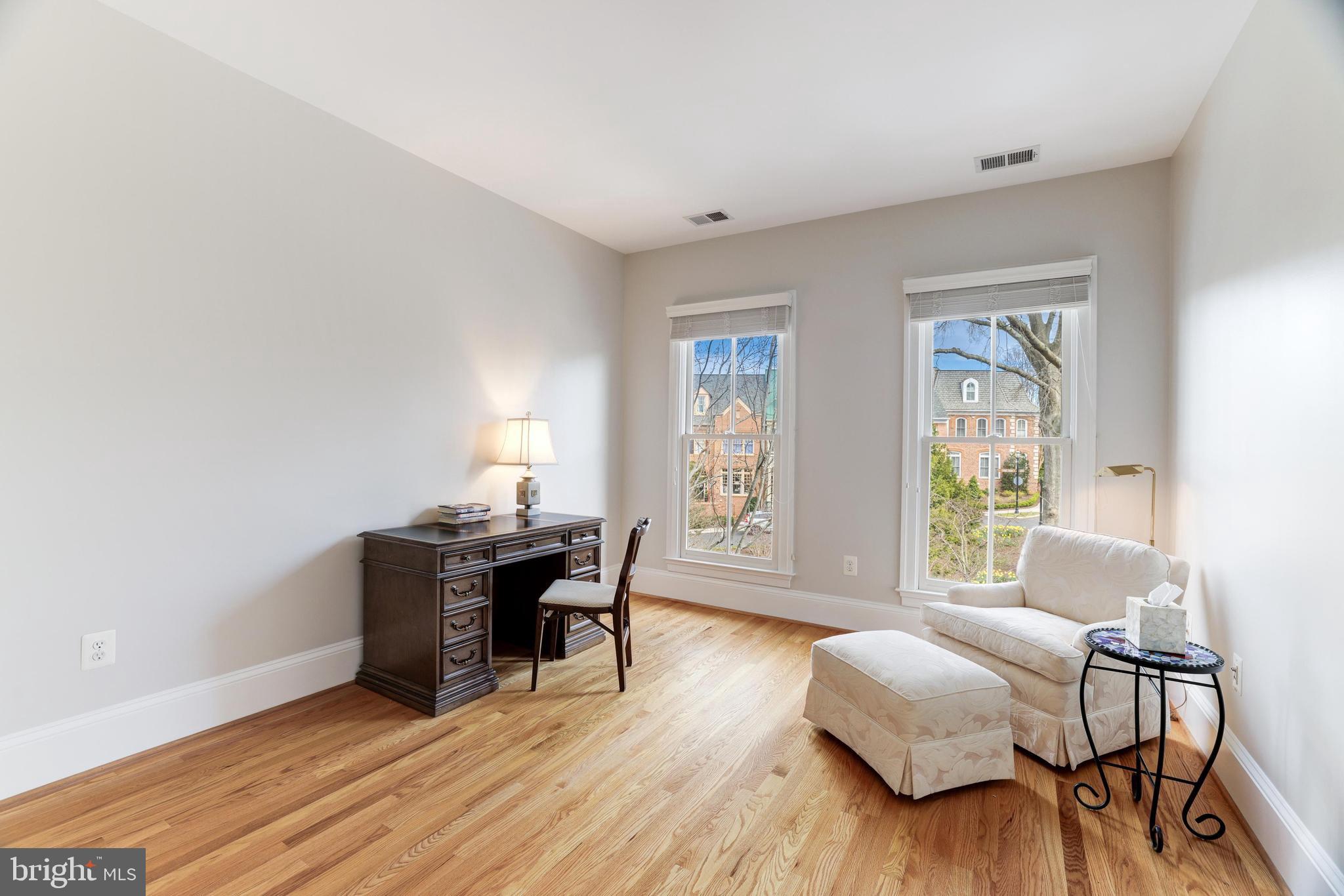 EVANS FARM - Residential