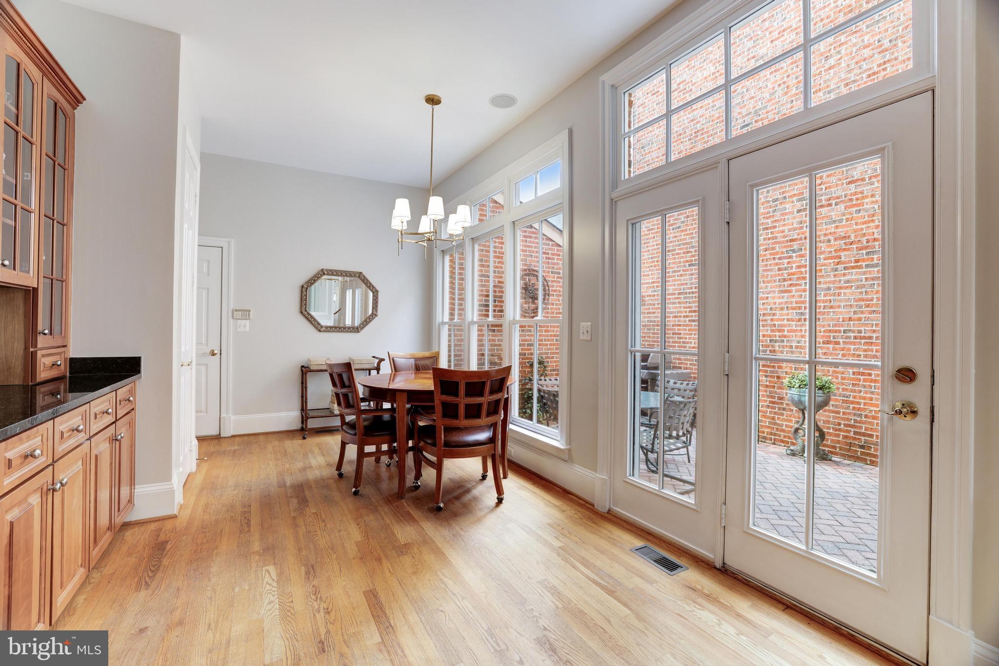 EVANS FARM - Residential