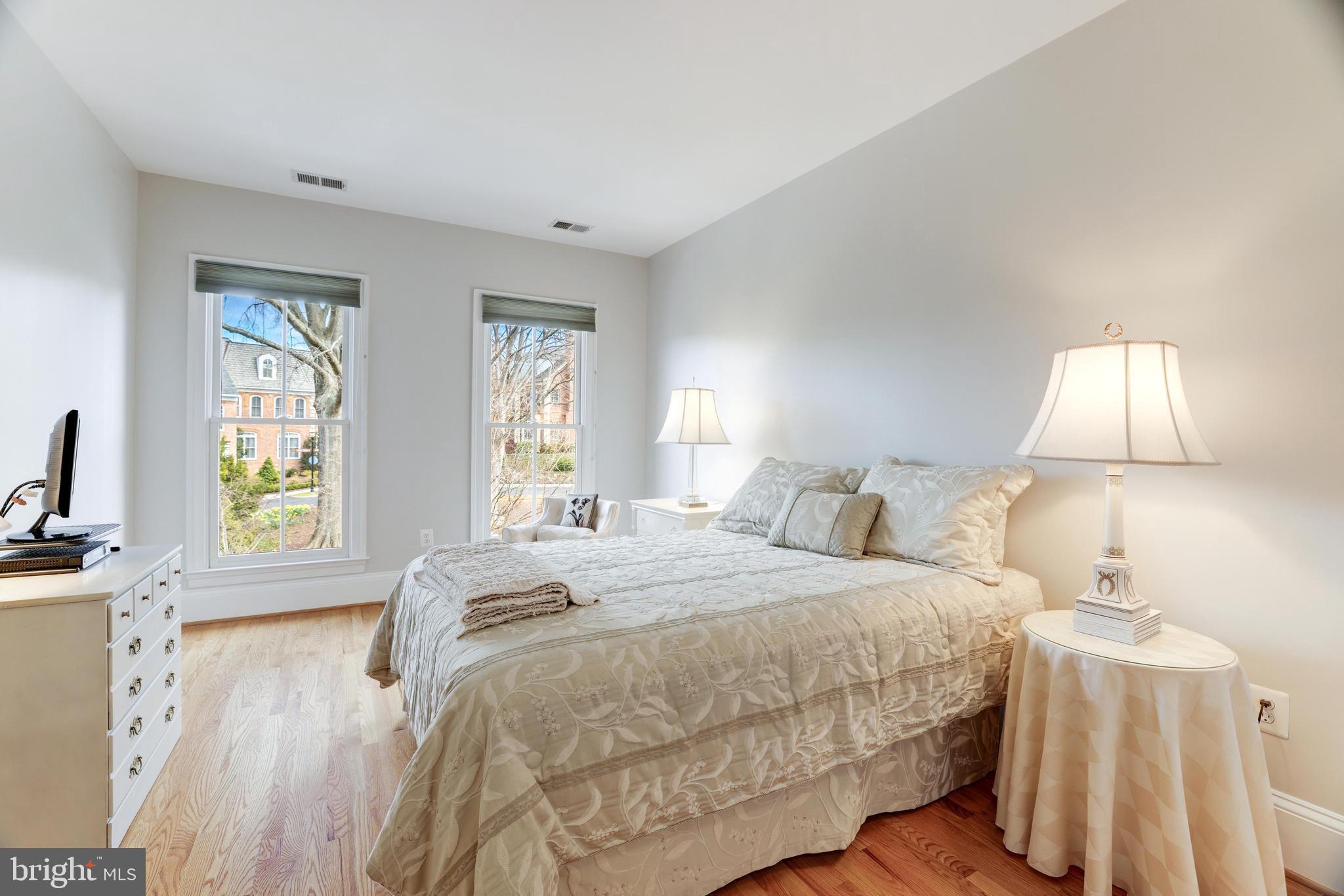 EVANS FARM - Residential