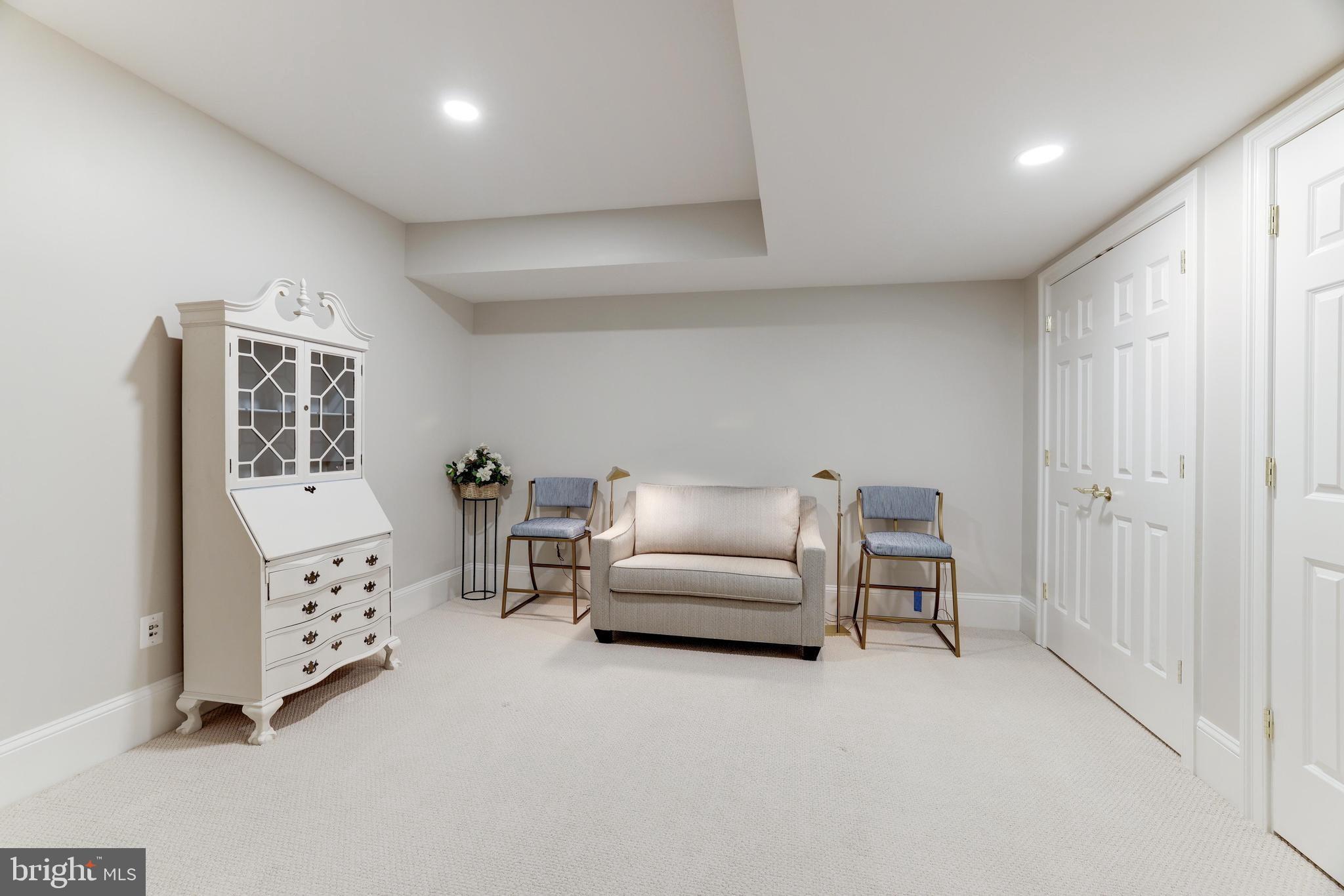 EVANS FARM - Residential