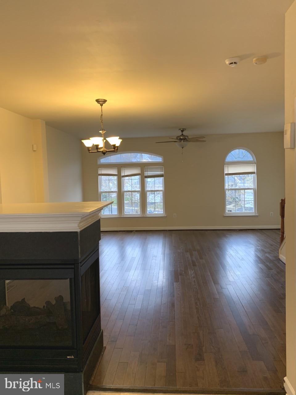 BELMONT BAY - Residential Lease