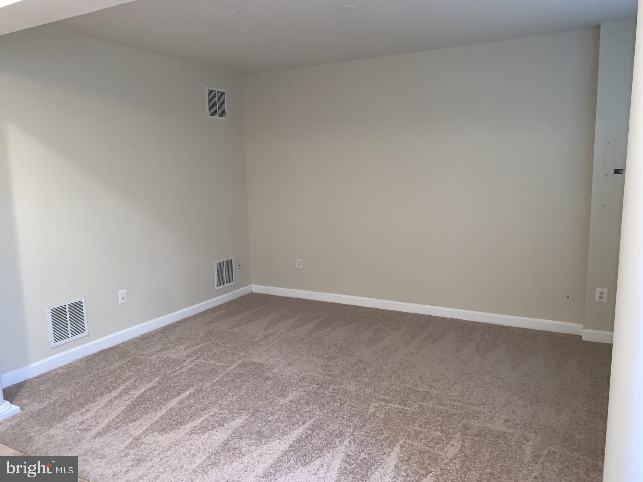 BELMONT BAY - Residential Lease