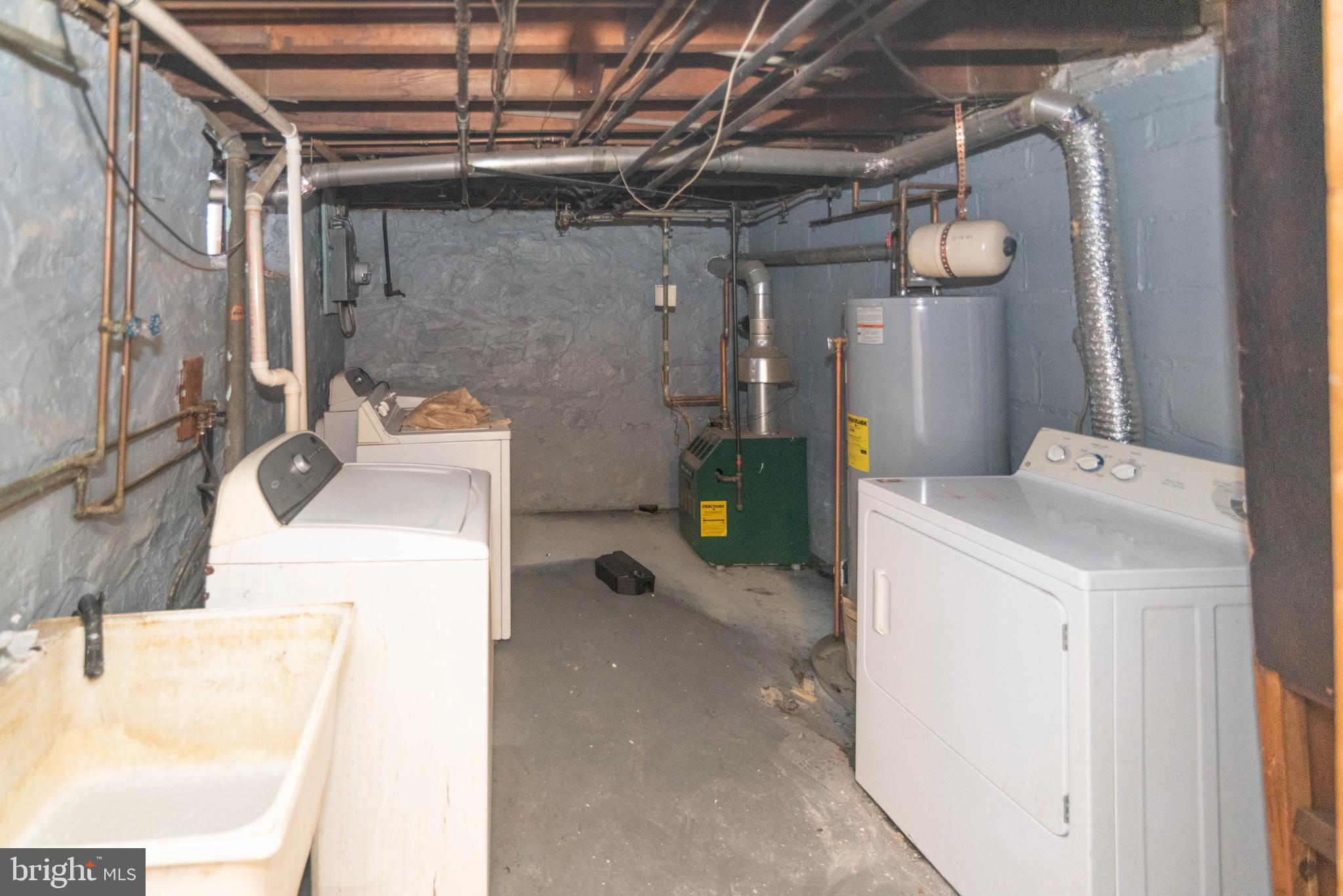 GOVANS - Residential