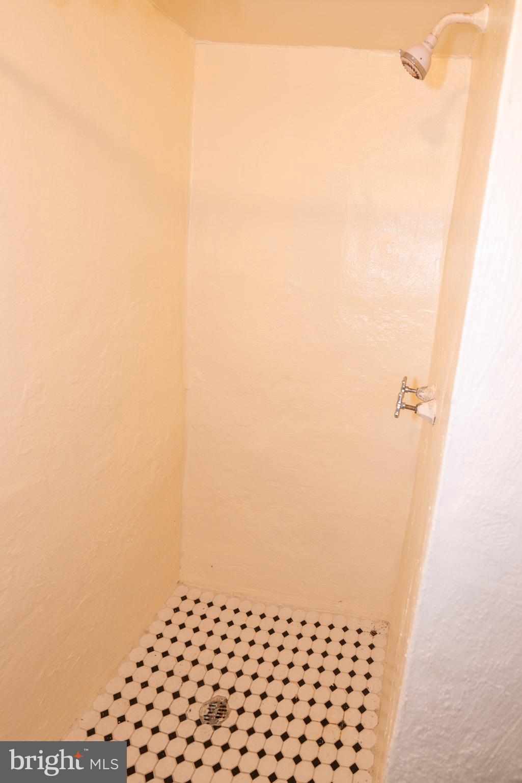 GOVANS - Residential