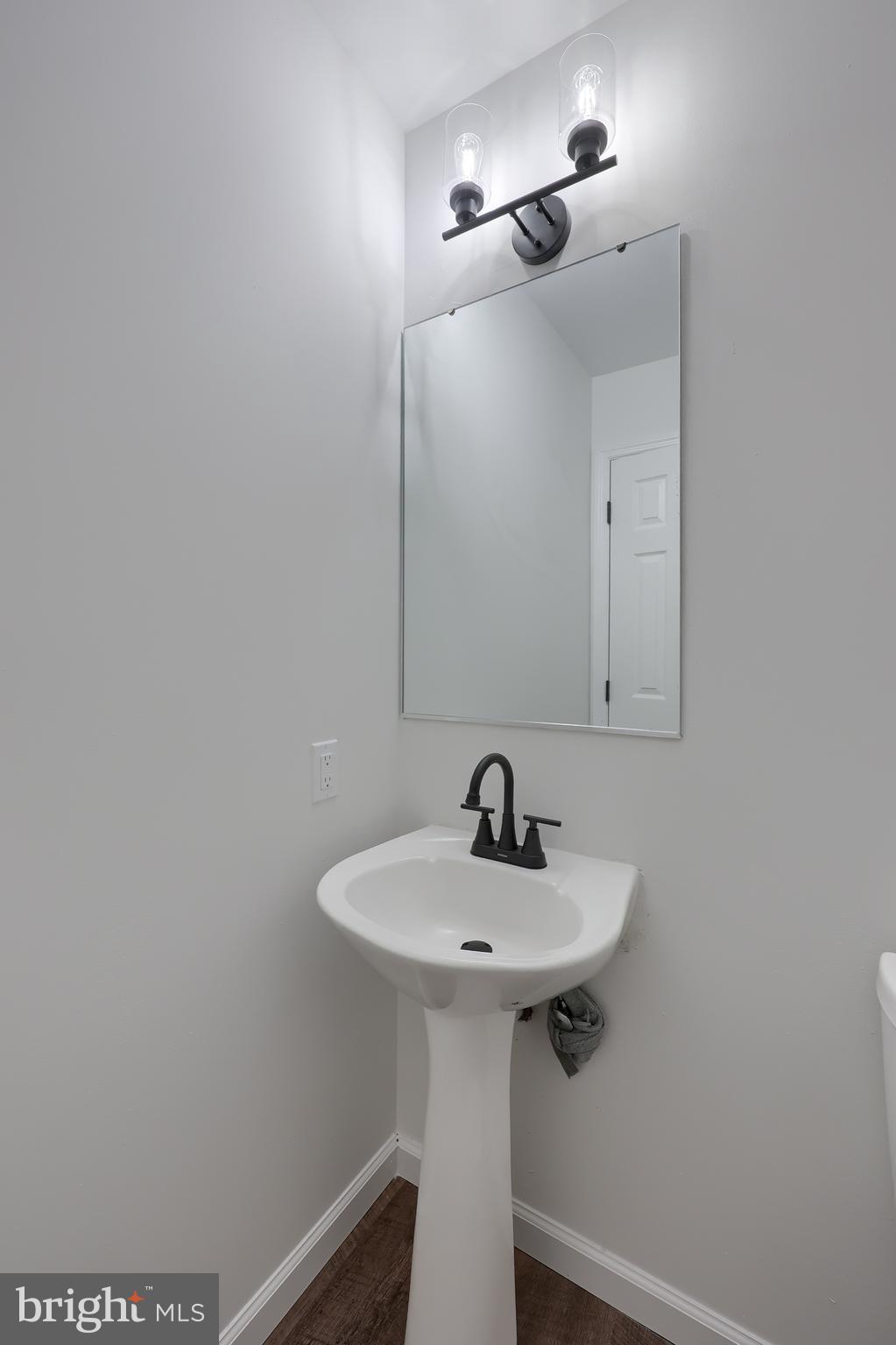 HUNTERS RUN - Residential