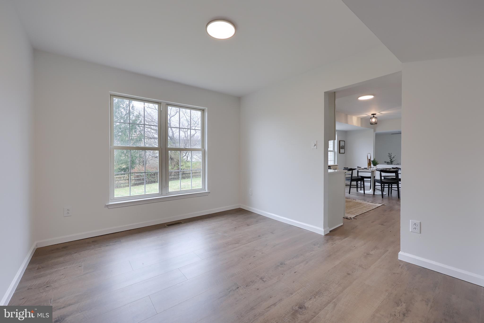 HUNTERS RUN - Residential