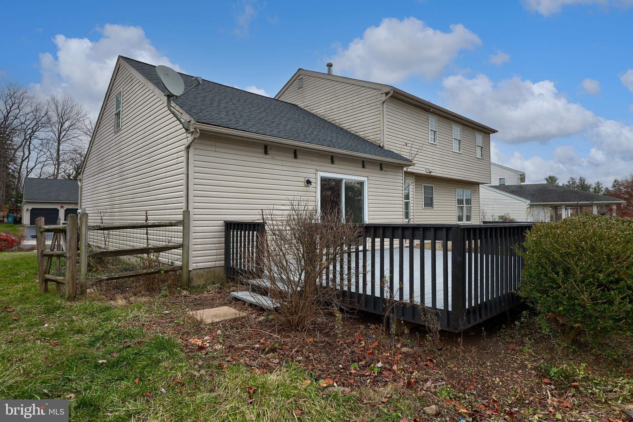 HUNTERS RUN - Residential