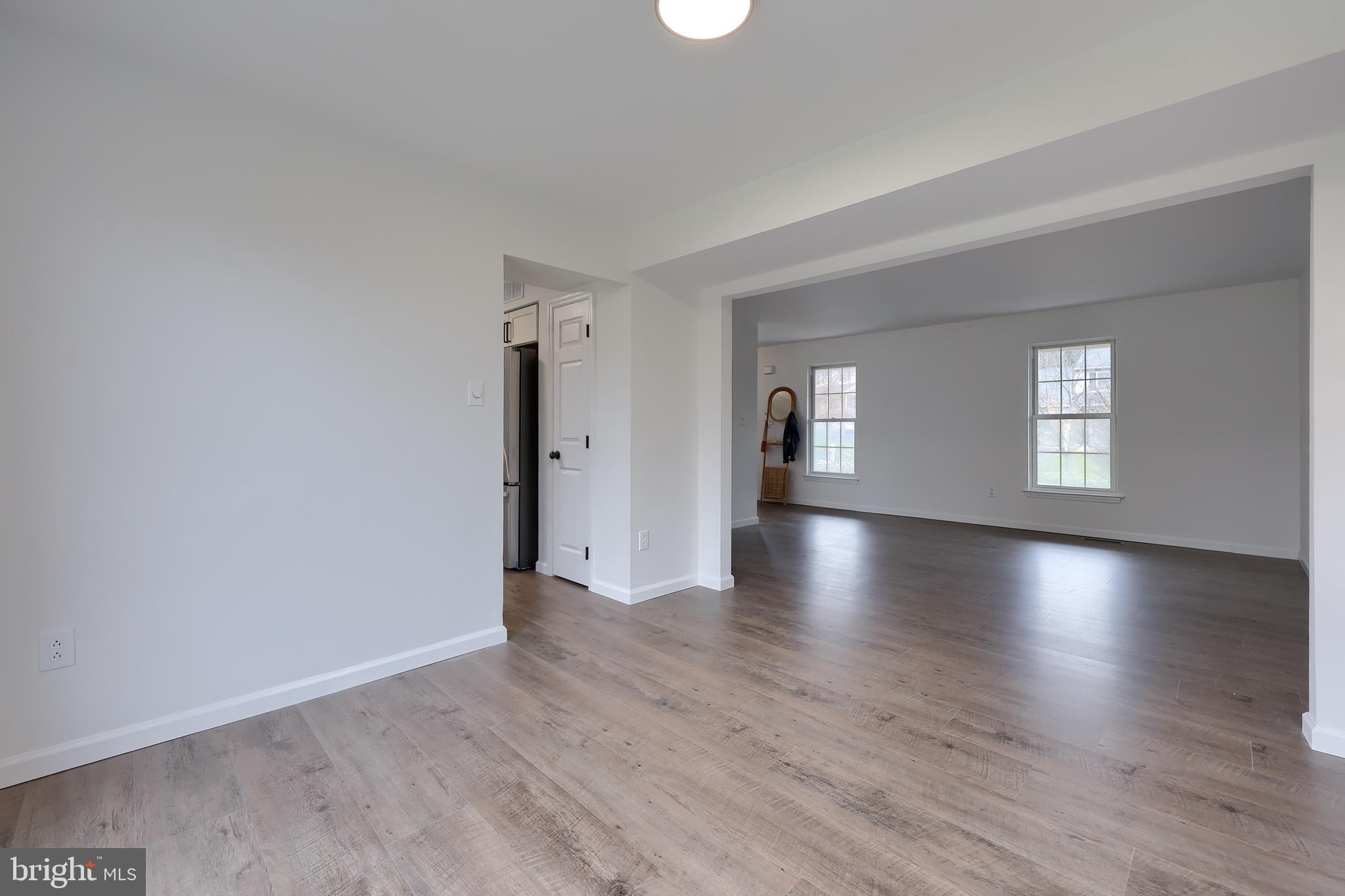 HUNTERS RUN - Residential