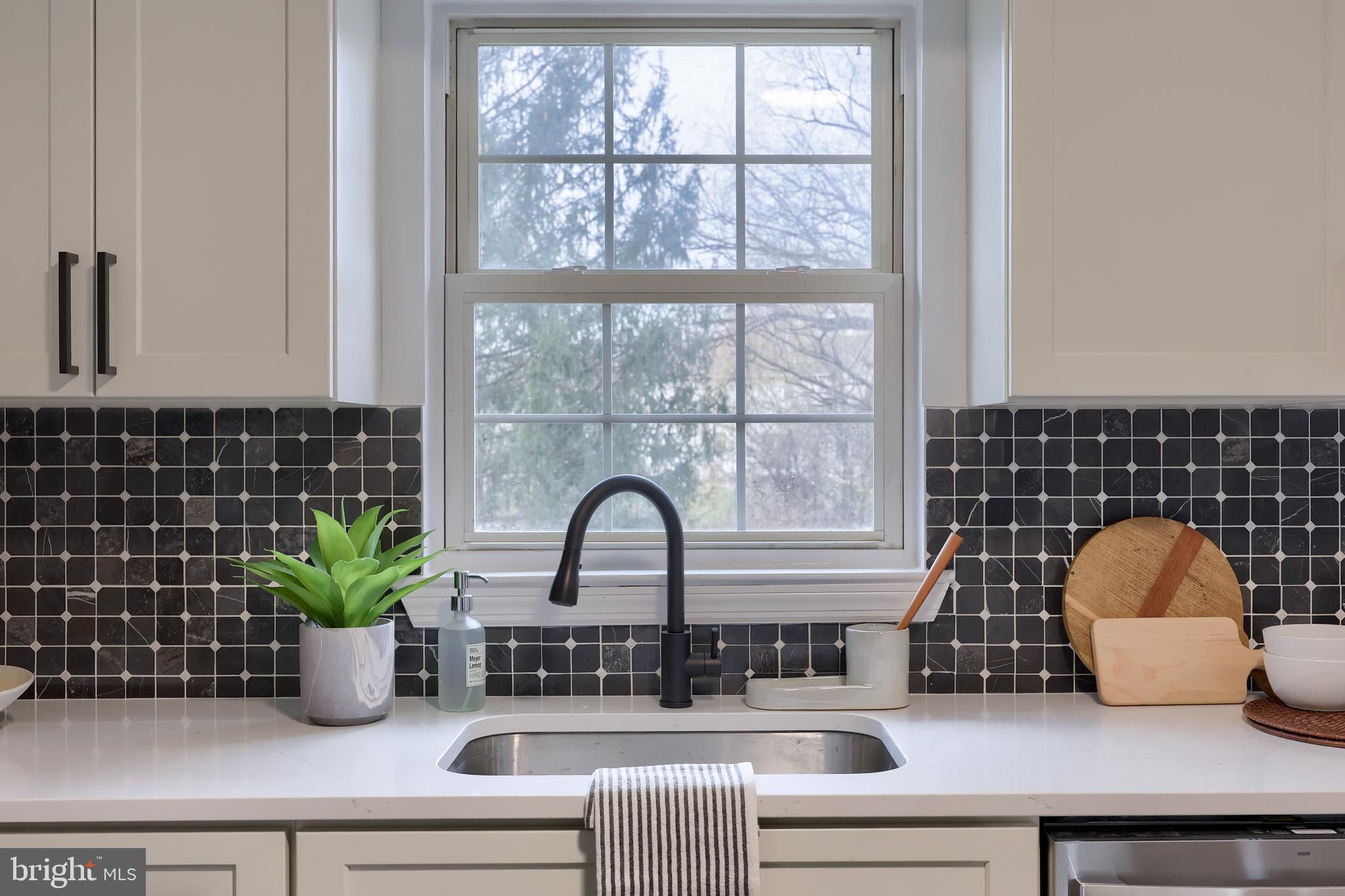 HUNTERS RUN - Residential