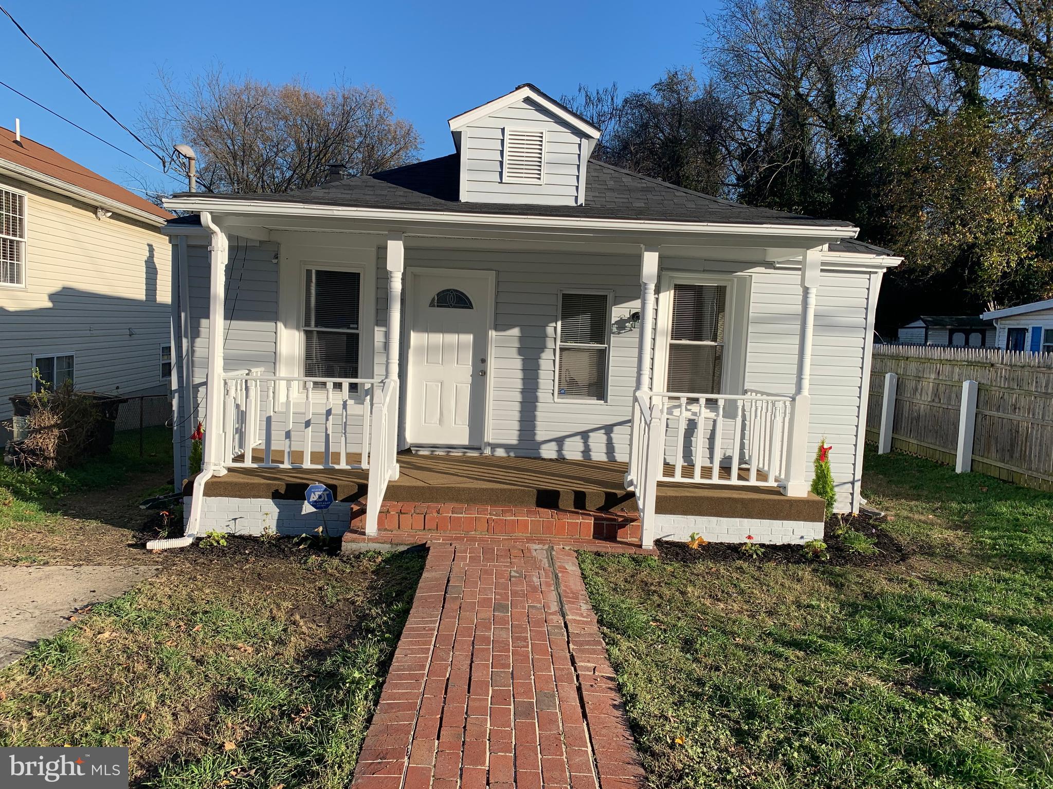 DEANWOOD PARK - Residential