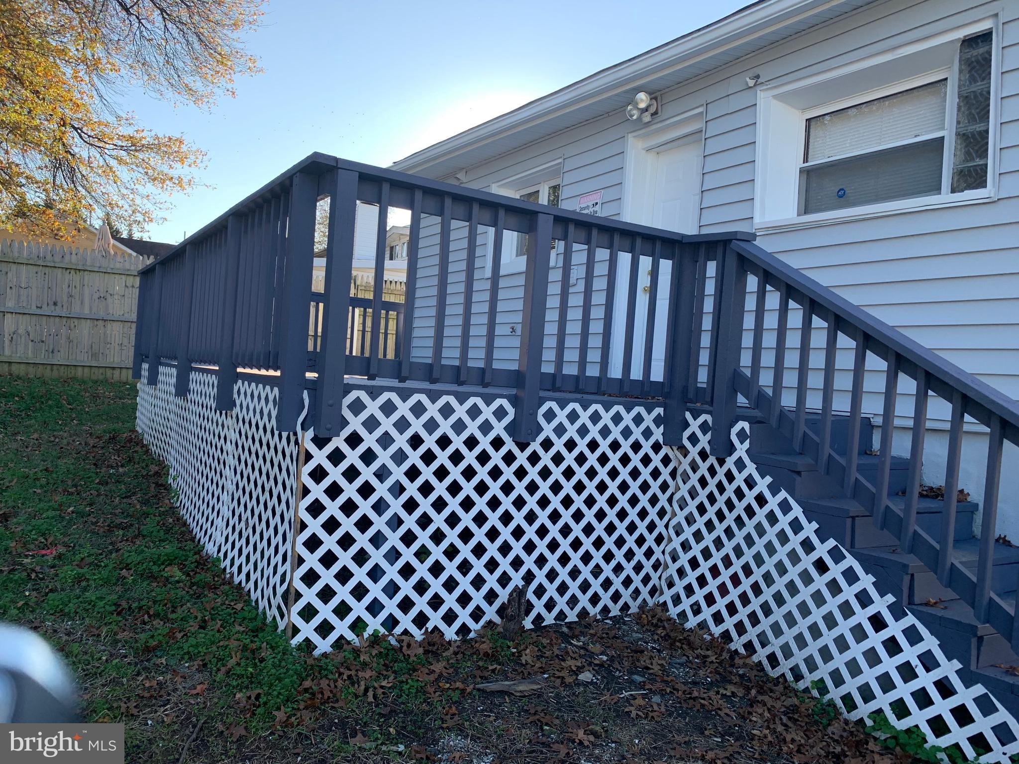 DEANWOOD PARK - Residential