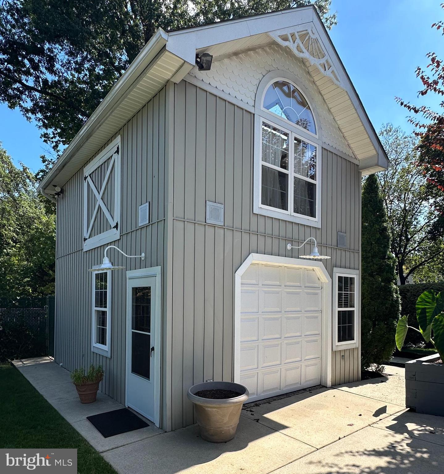 317 DAYTON AVENUE CARRIAGE HOUSE