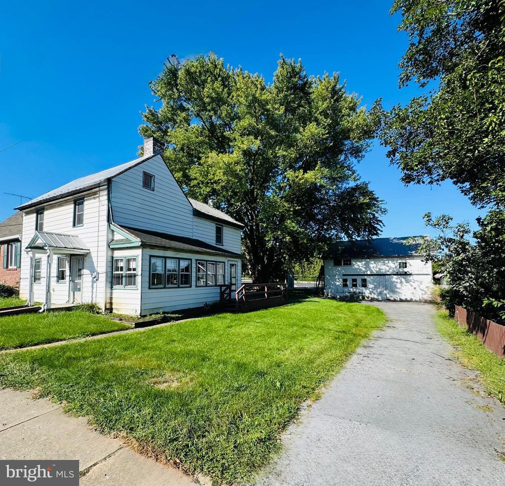 Photo of 6 Queen Street, GORDONVILLE, PA 17529 (MLS # PALA2075560)