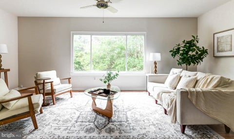 Townhouse For Sale - 6910 Trestle Court<br/> LORTON, VA 22079