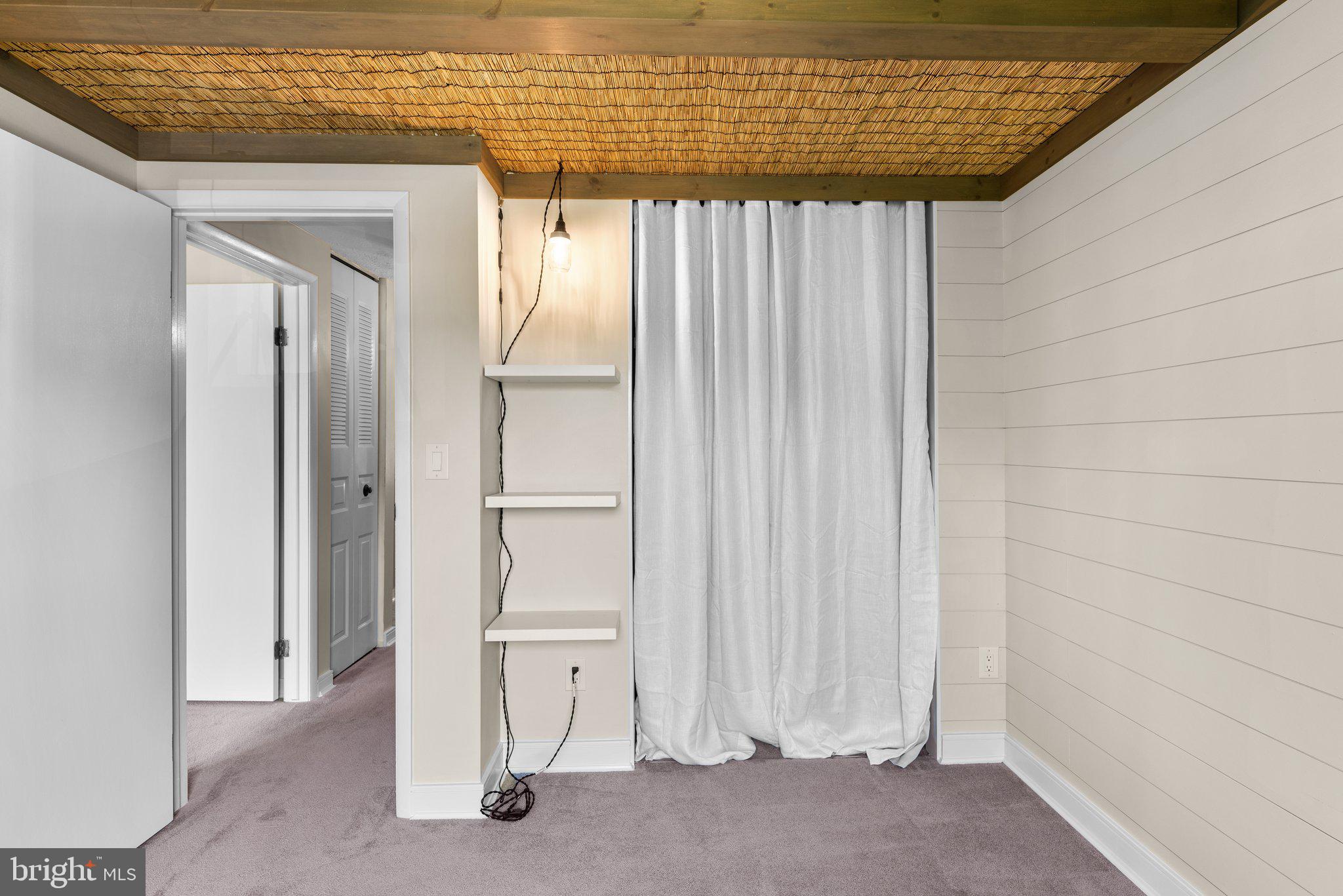 CHESTERFIELD - Residential