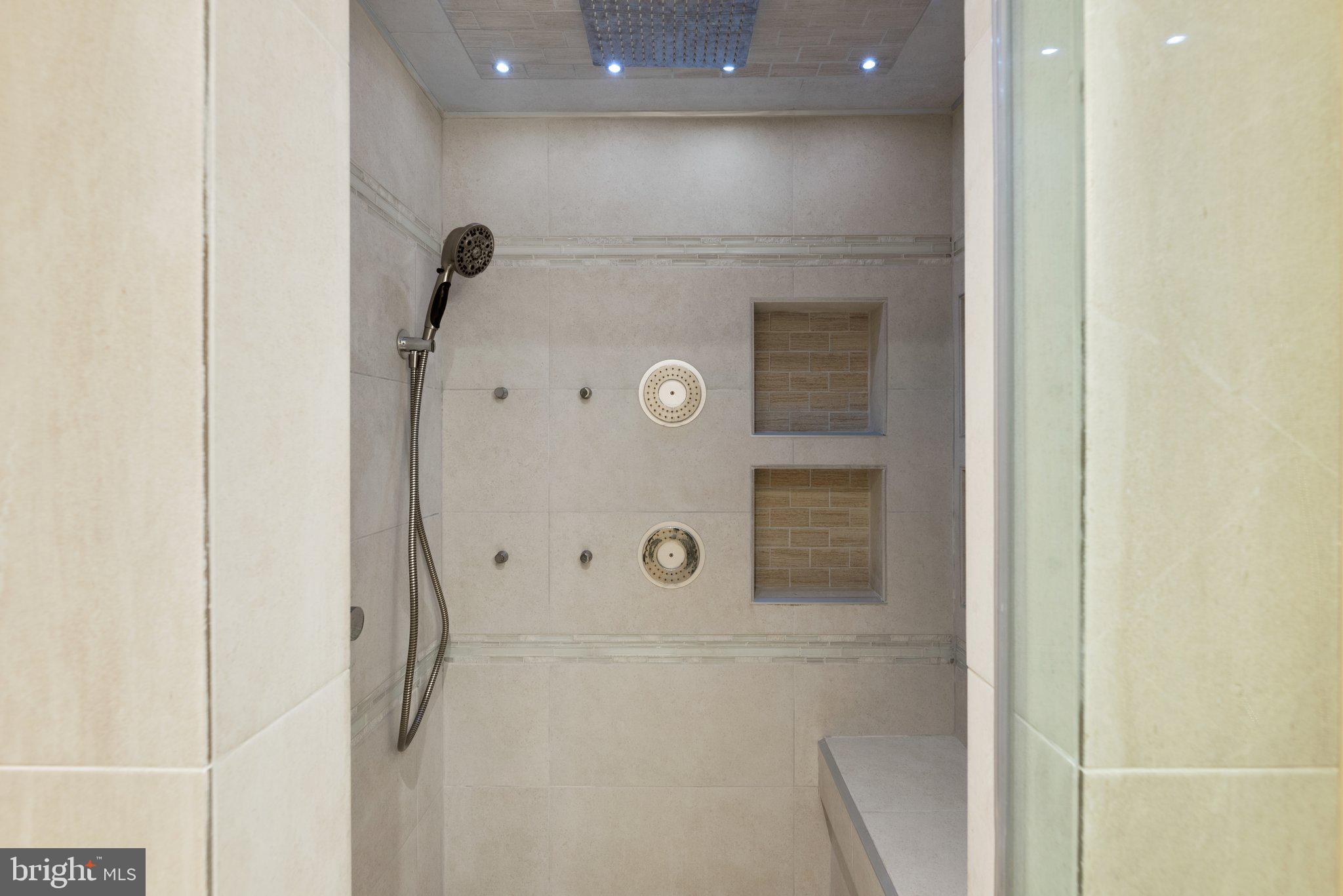 CHESTERFIELD - Residential