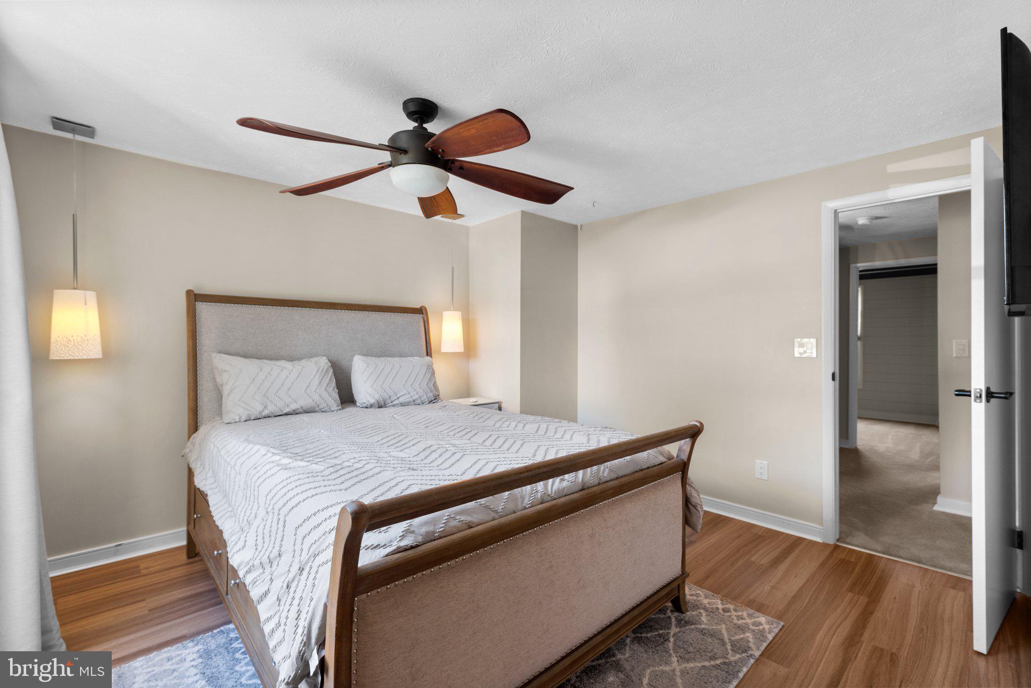 CHESTERFIELD - Residential