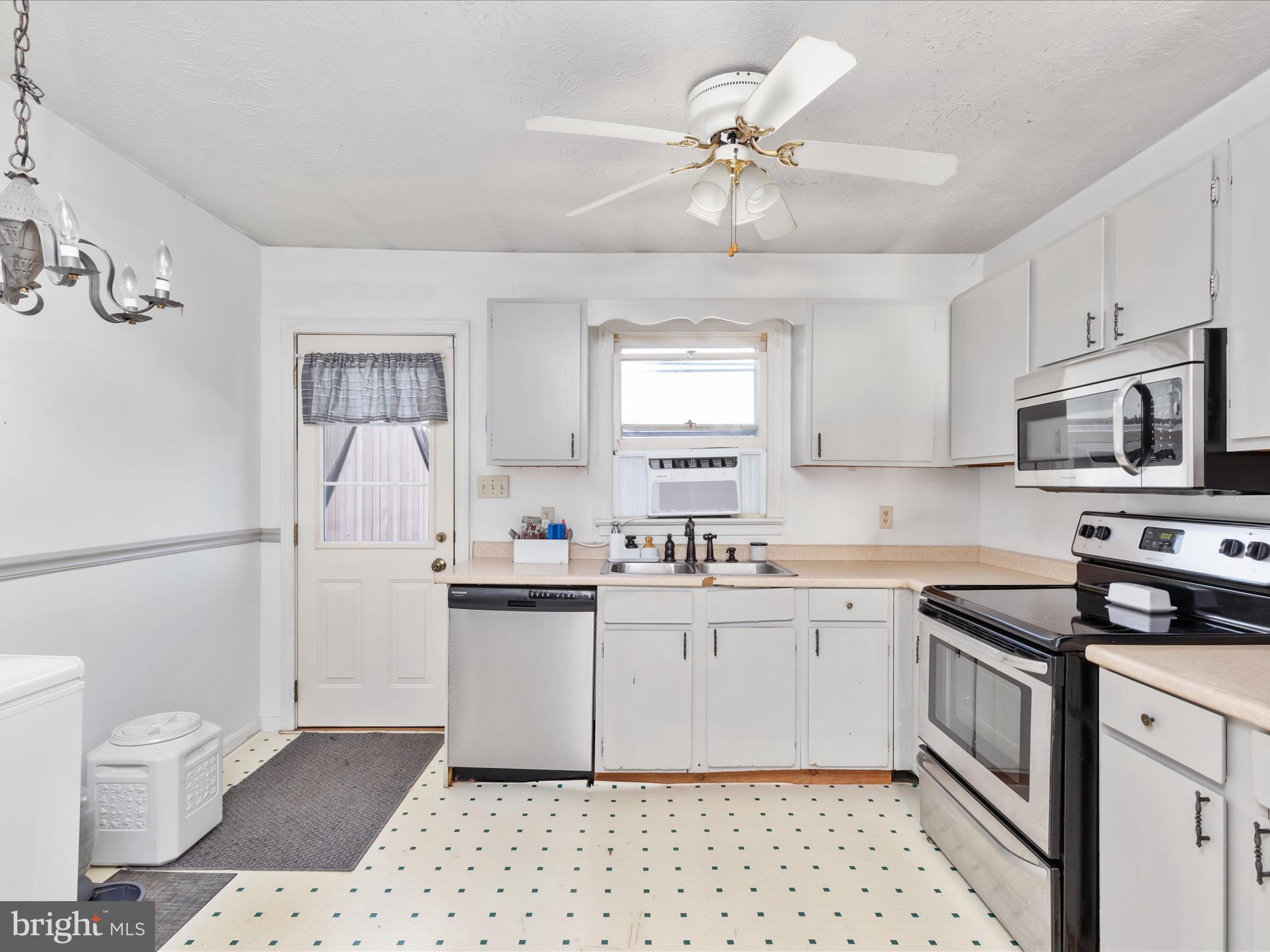 THIRD BATTLE - Residential