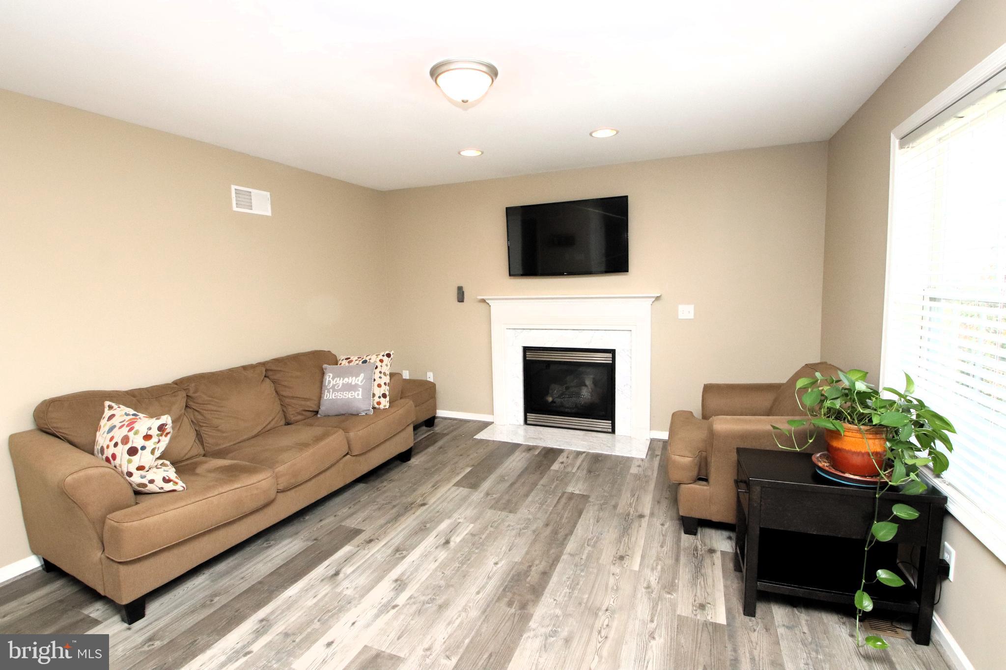 PRINCETON SHOALS - Residential