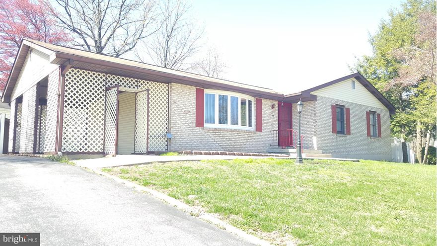 MUST SEE! This move in ready home offers a open floor plan with large bedrooms, plenty of storage, bay windows, built in bookcases in the sunken living room surround the fireplace. Large and open partially finished basement with the dream workshop! Outside you'll find a covered side patio leading to a fenced yard and driveway. Seller offering up to $400 towards home warranty of buyers choosing!