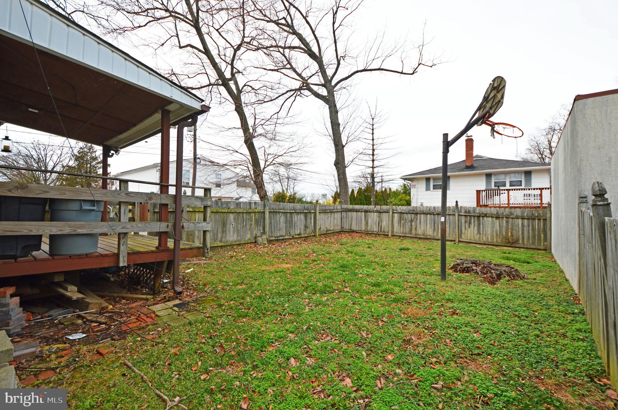 CATONSVILLE MANOR - Residential