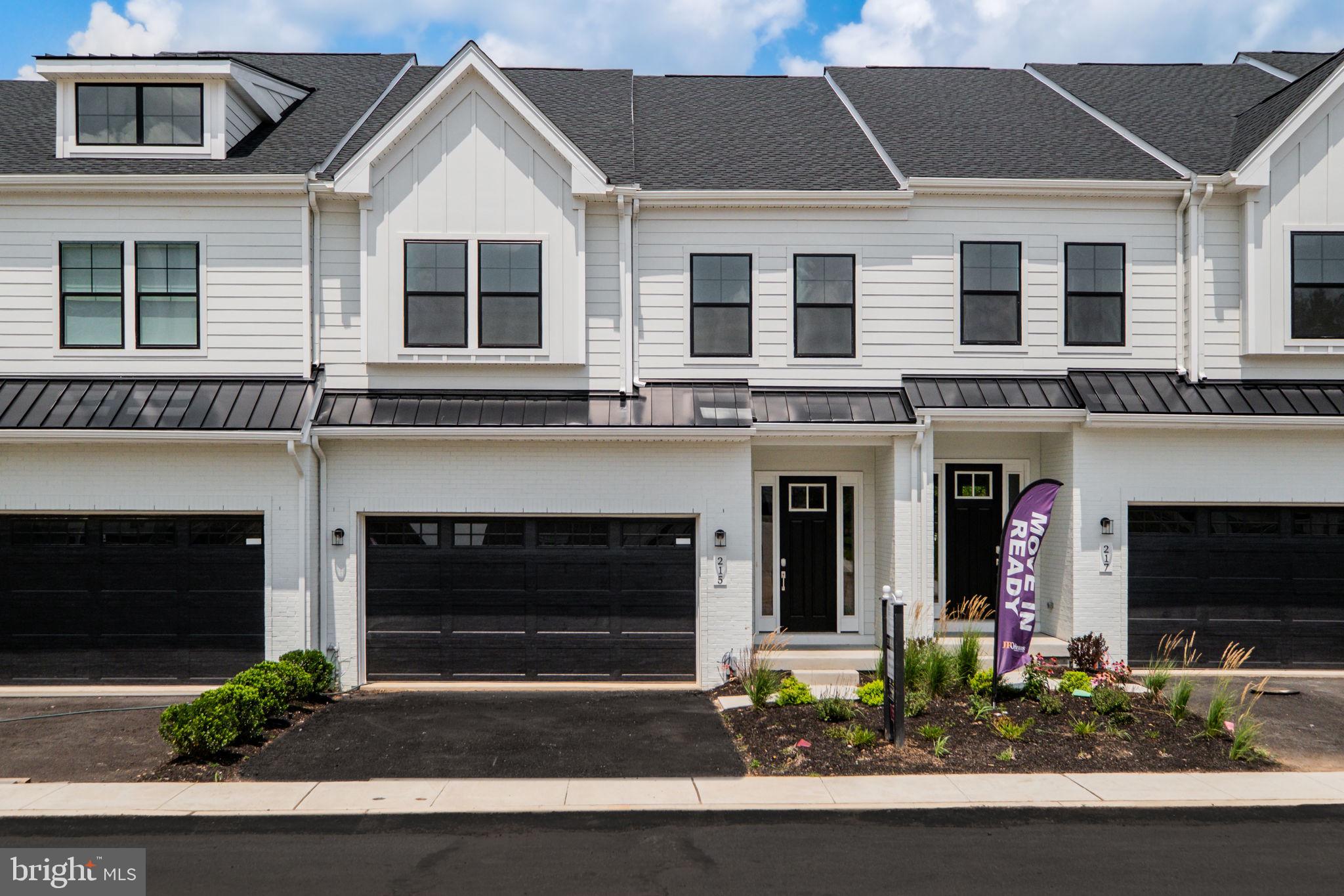215 RIVER TRAIL CIRCLE