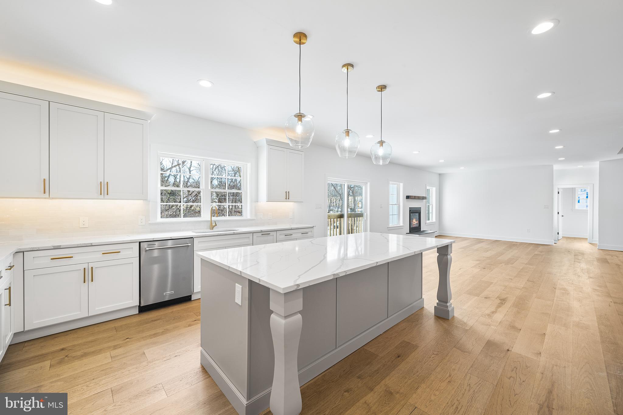 105 VINCENT ROAD