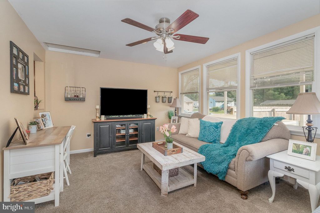 Photo of 829 S LOCUST ST, ELIZABETHTOWN, PA 17022 (MLS # PALA2035412)