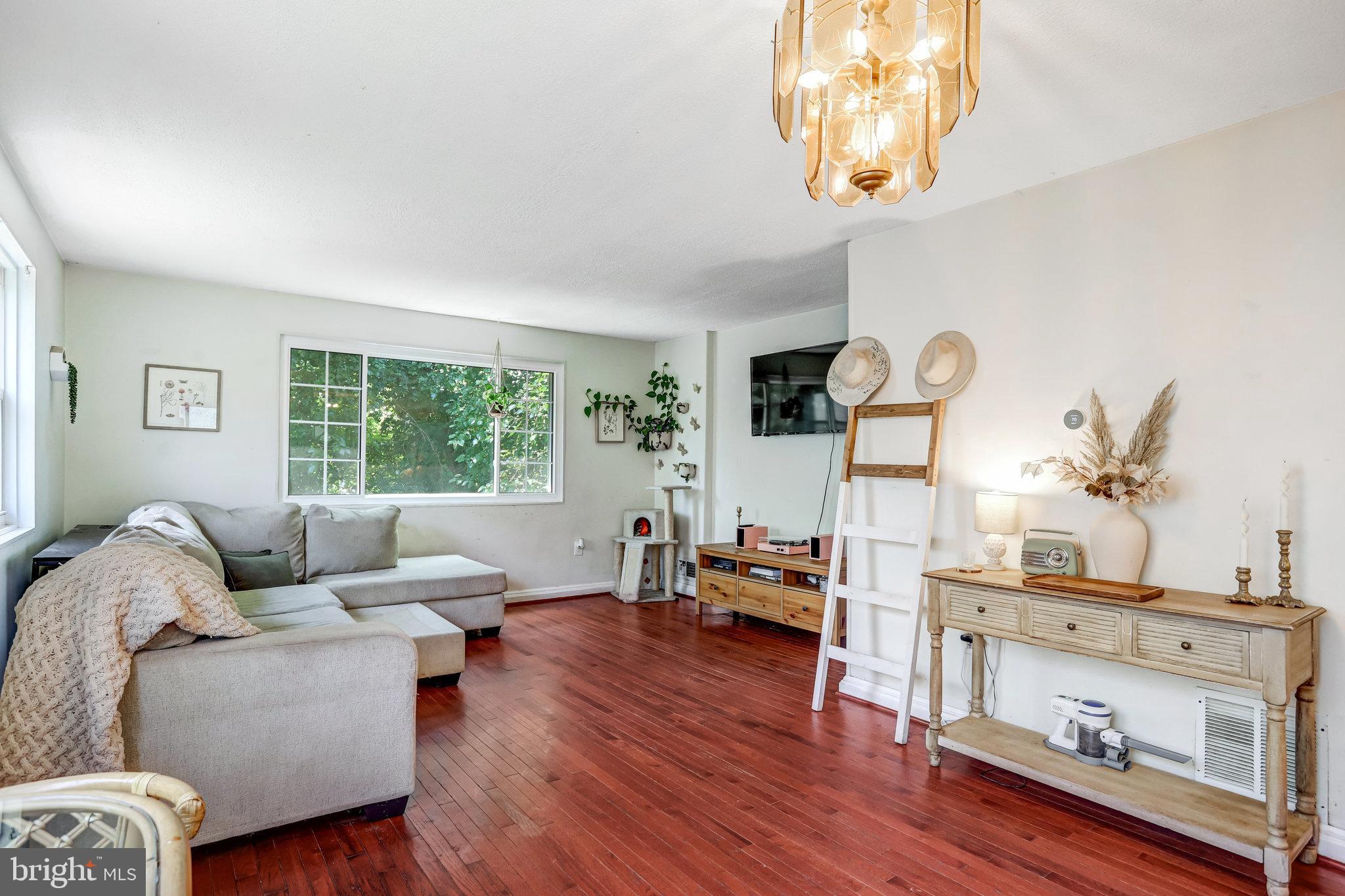 BEACON HEIGHTS - Residential