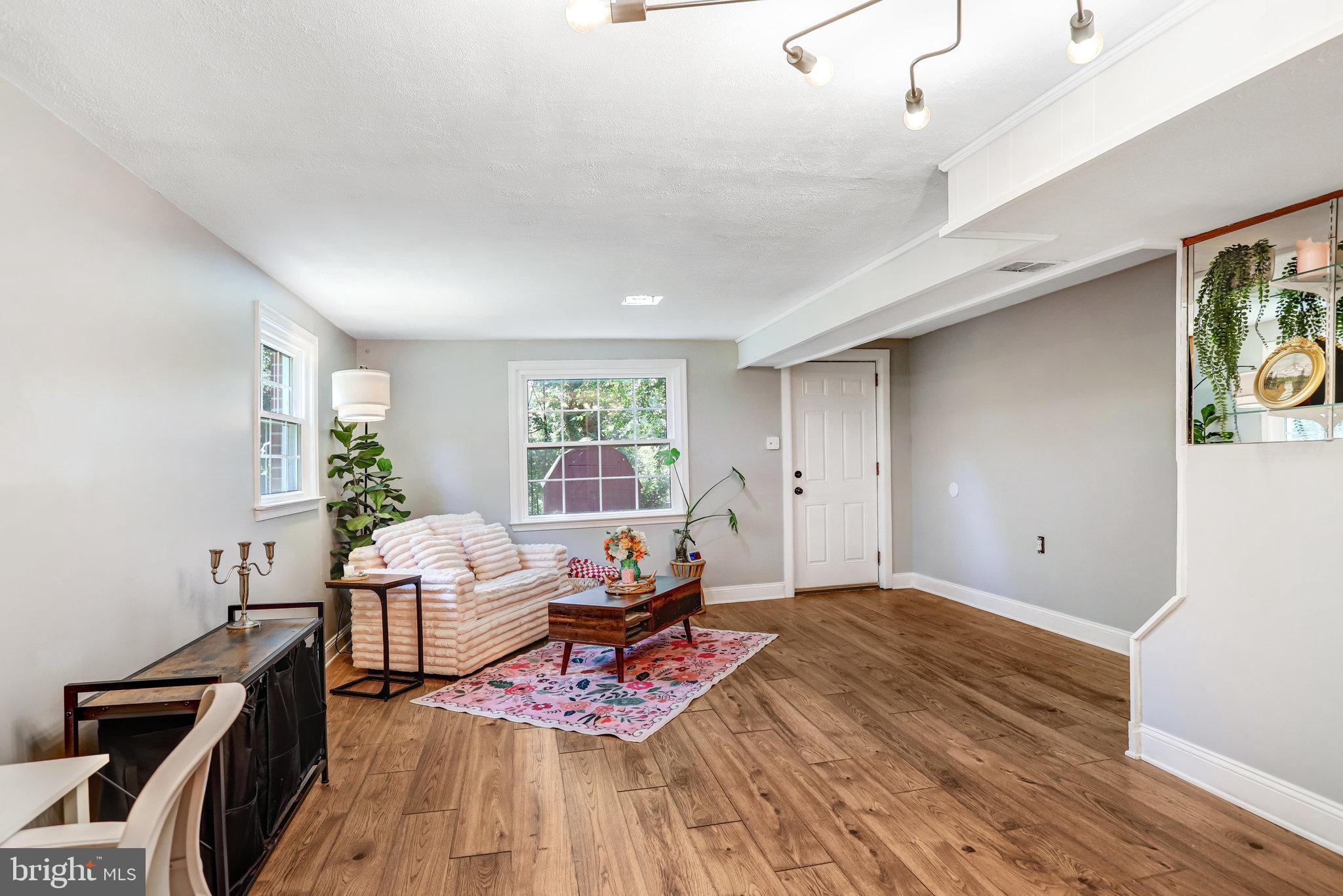 BEACON HEIGHTS - Residential