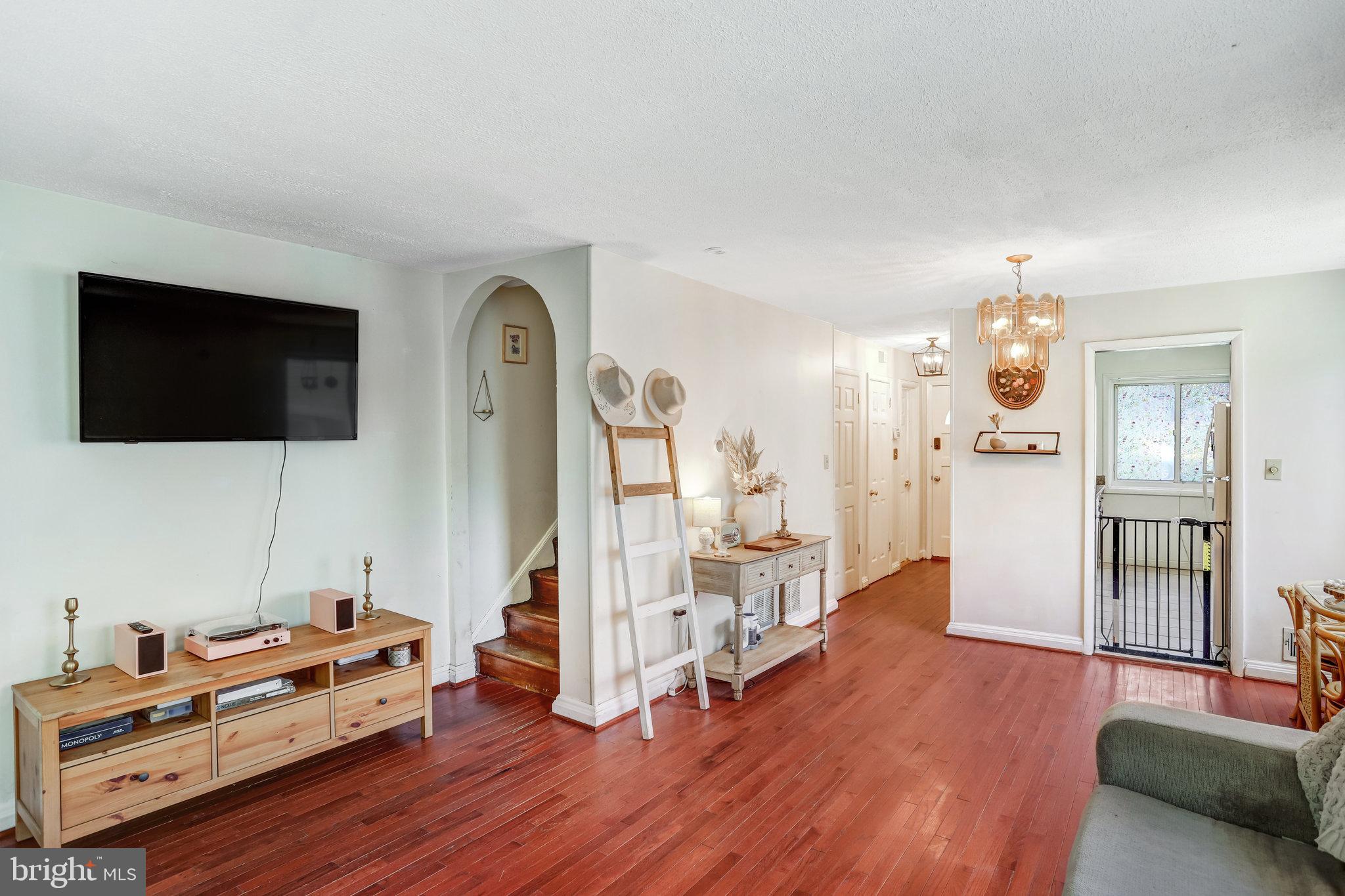 BEACON HEIGHTS - Residential