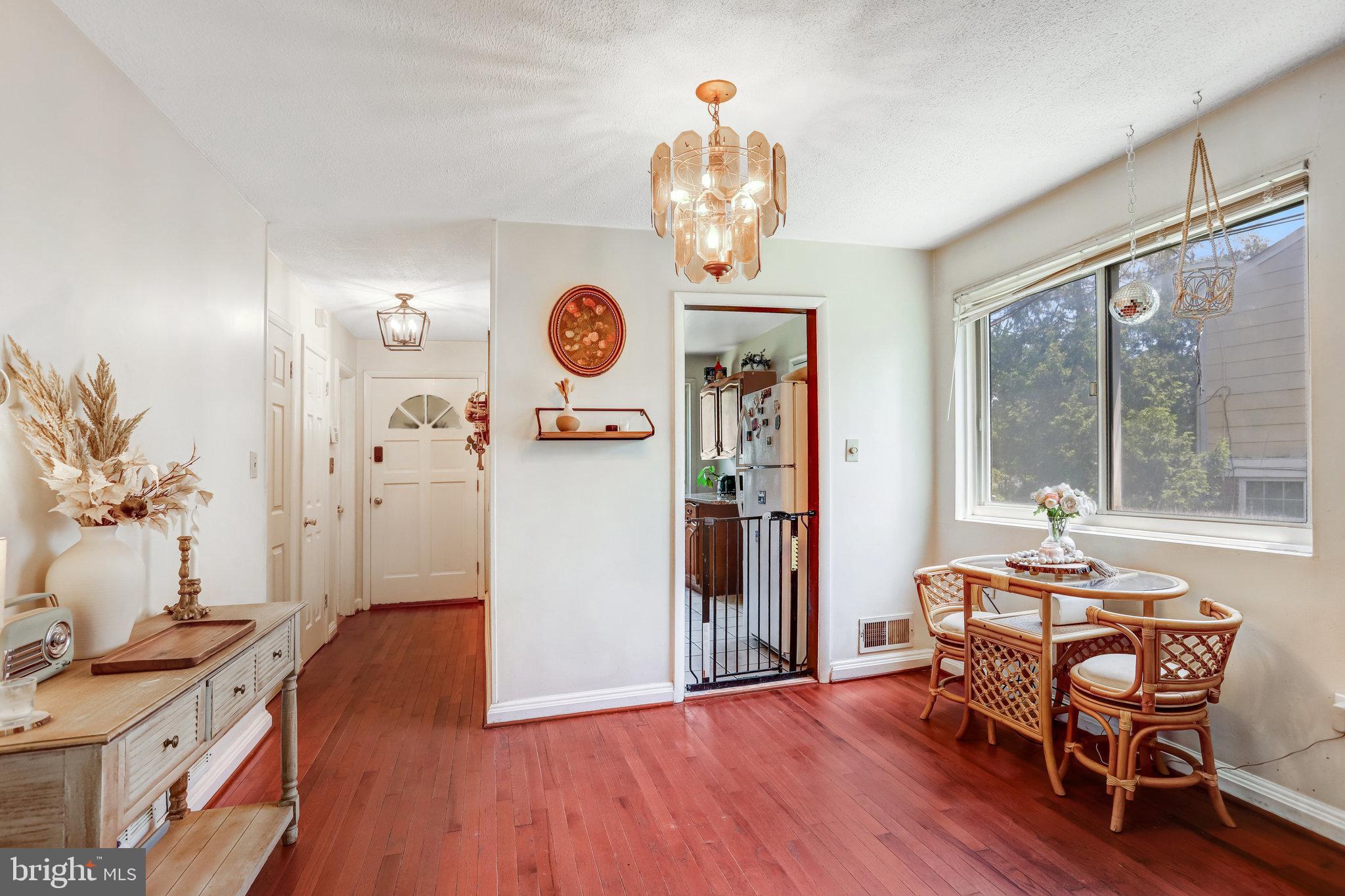 BEACON HEIGHTS - Residential