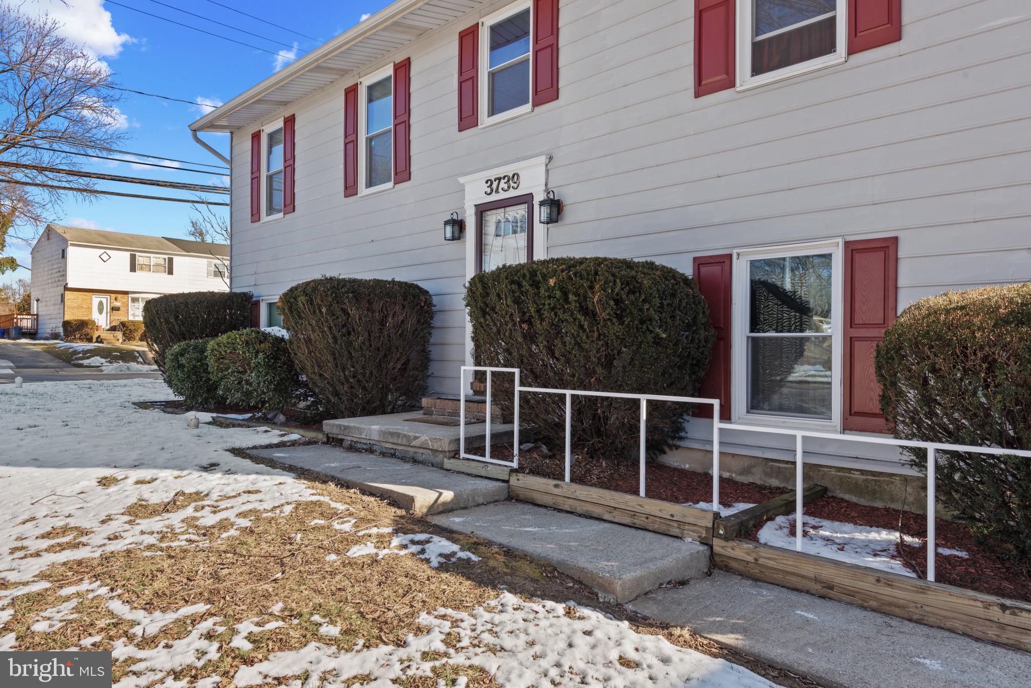 3739 COURTLEIGH