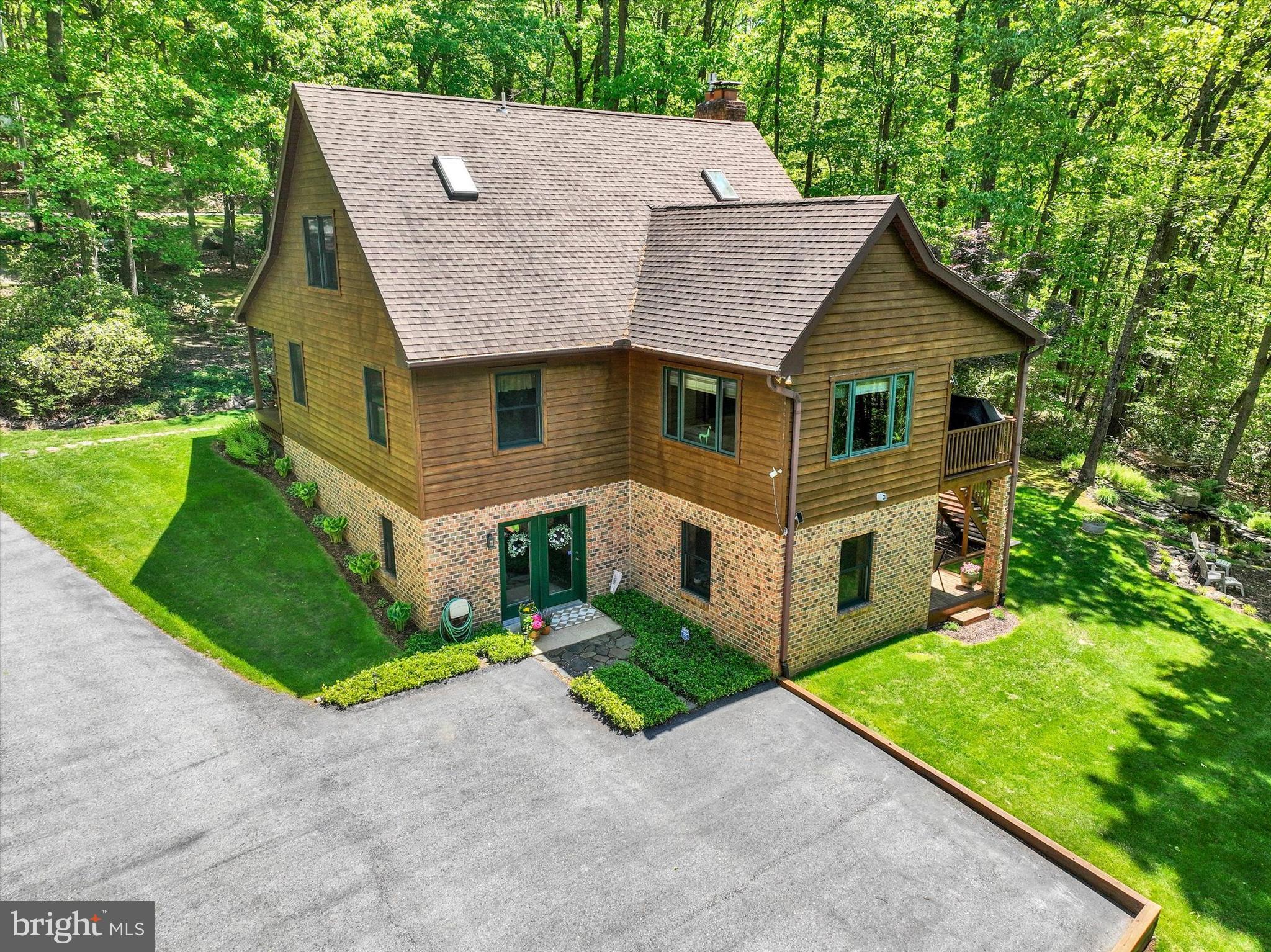 2385 BREMER ROAD