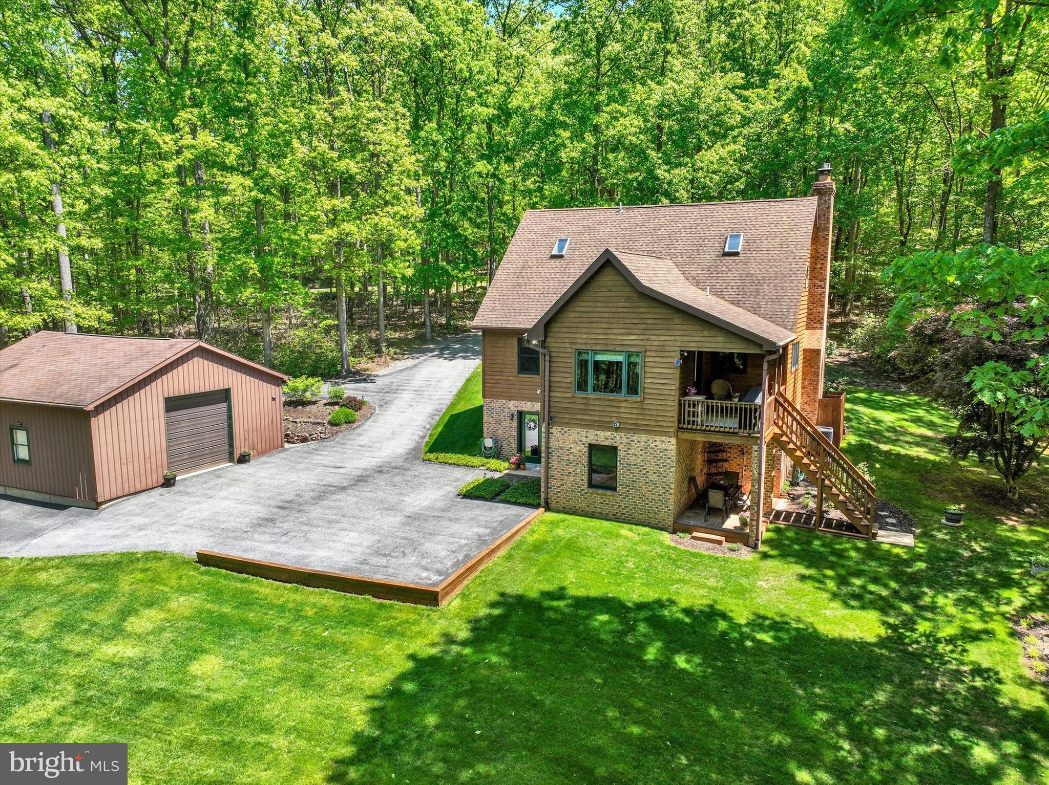 2385 BREMER ROAD