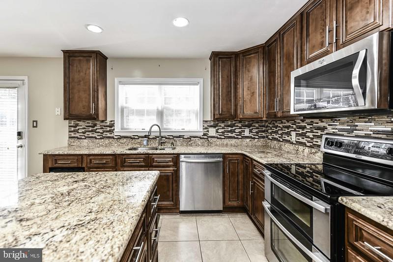 PARKER FARM - Residential