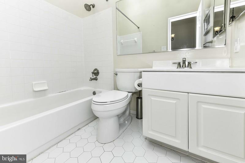 PARKER FARM - Residential