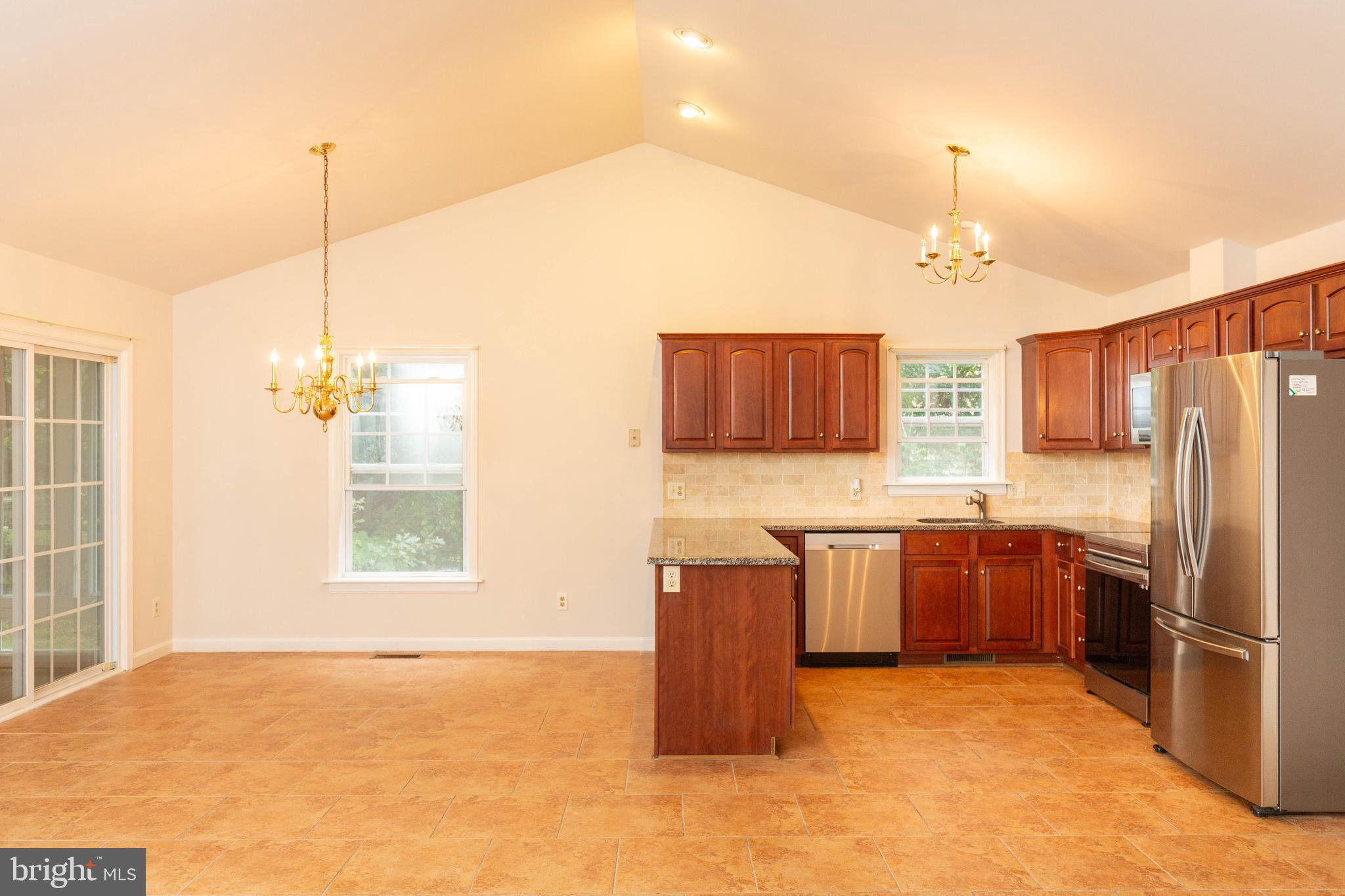 OAK CREST FARM - Residential