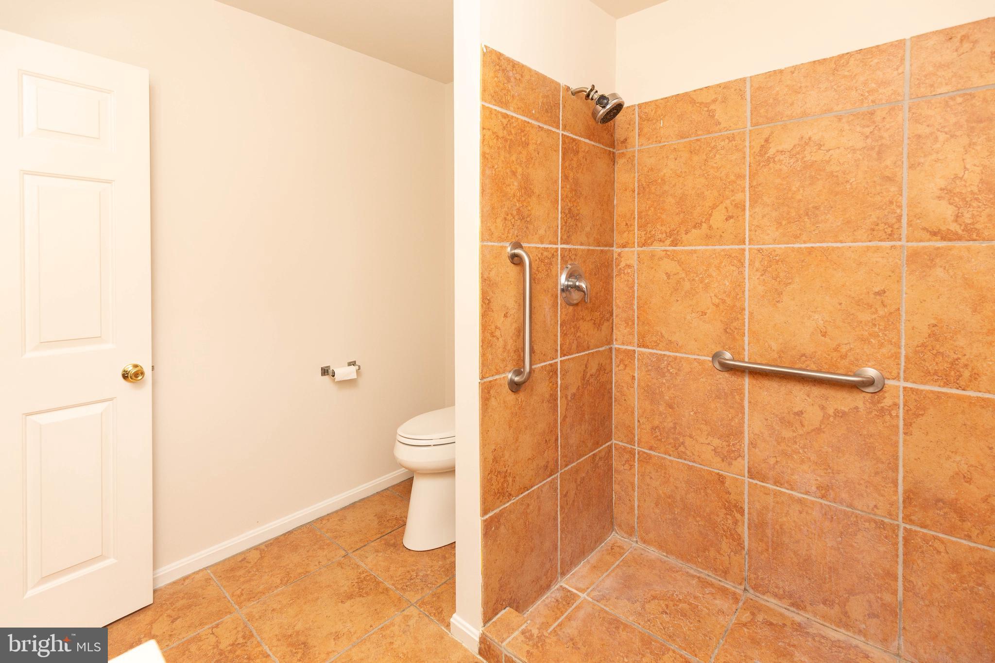 OAK CREST FARM - Residential