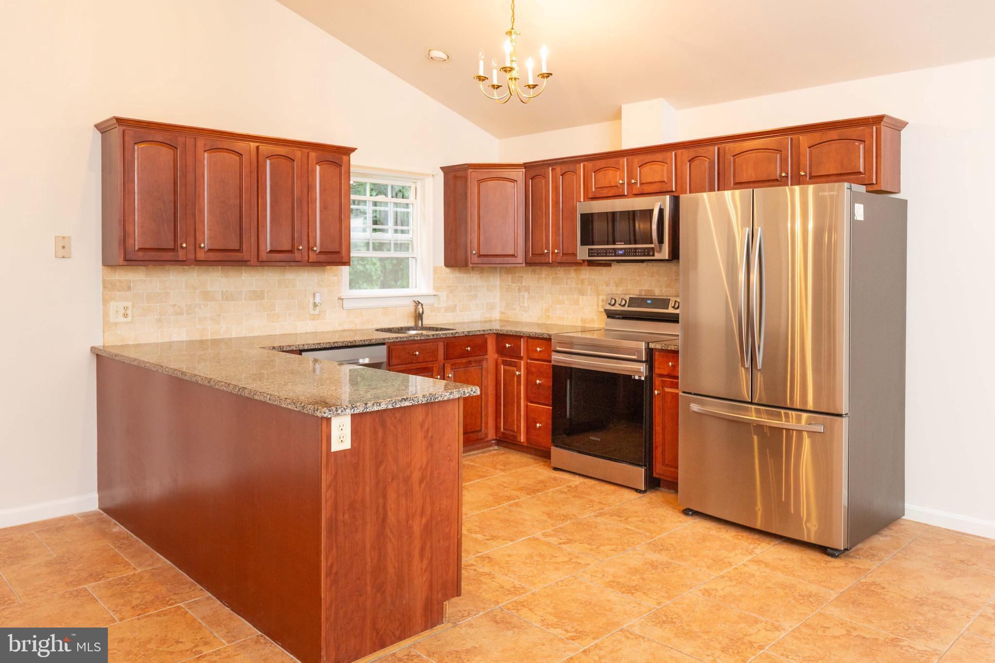 OAK CREST FARM - Residential