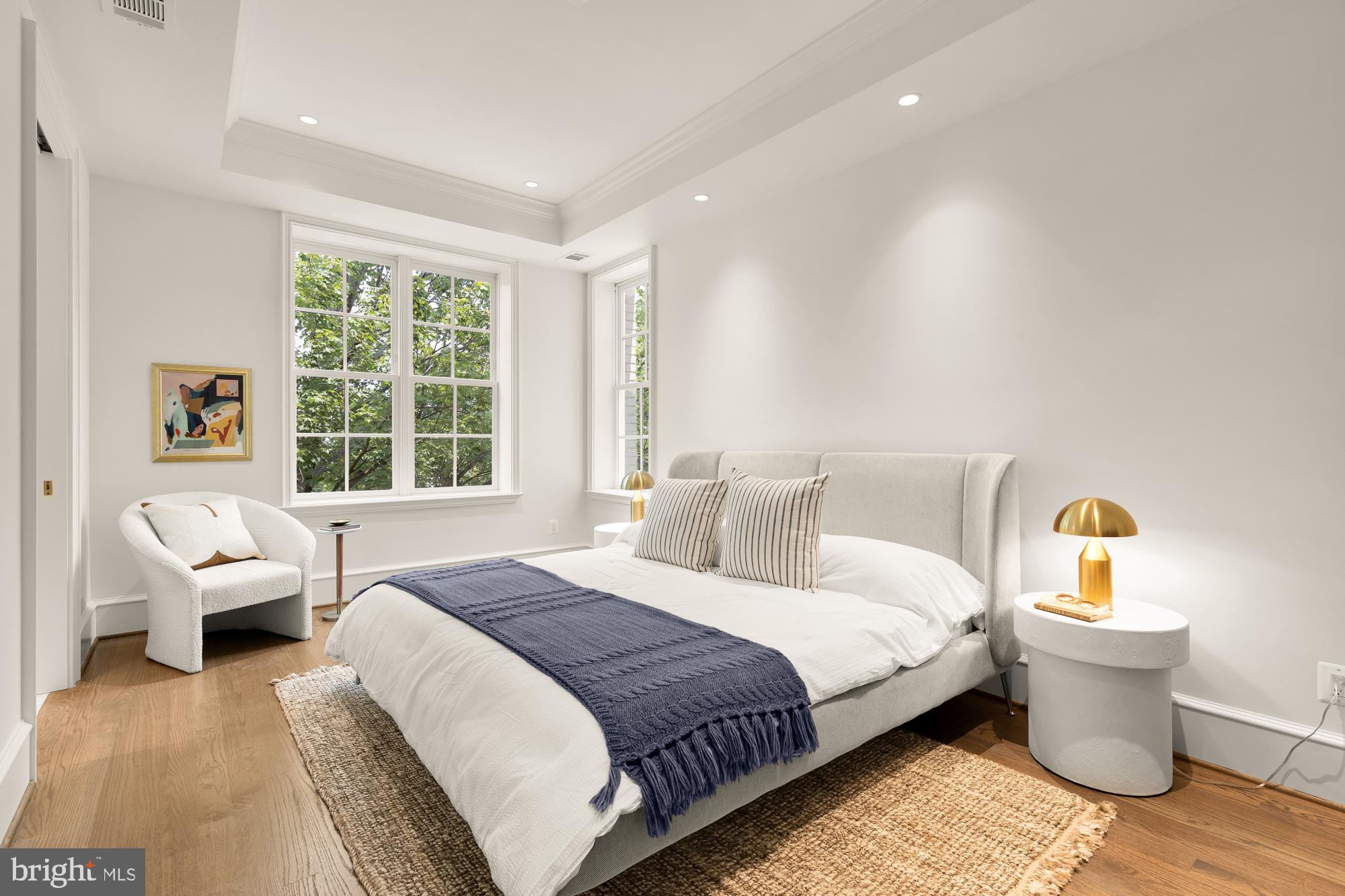 CAPITOL HILL - Residential