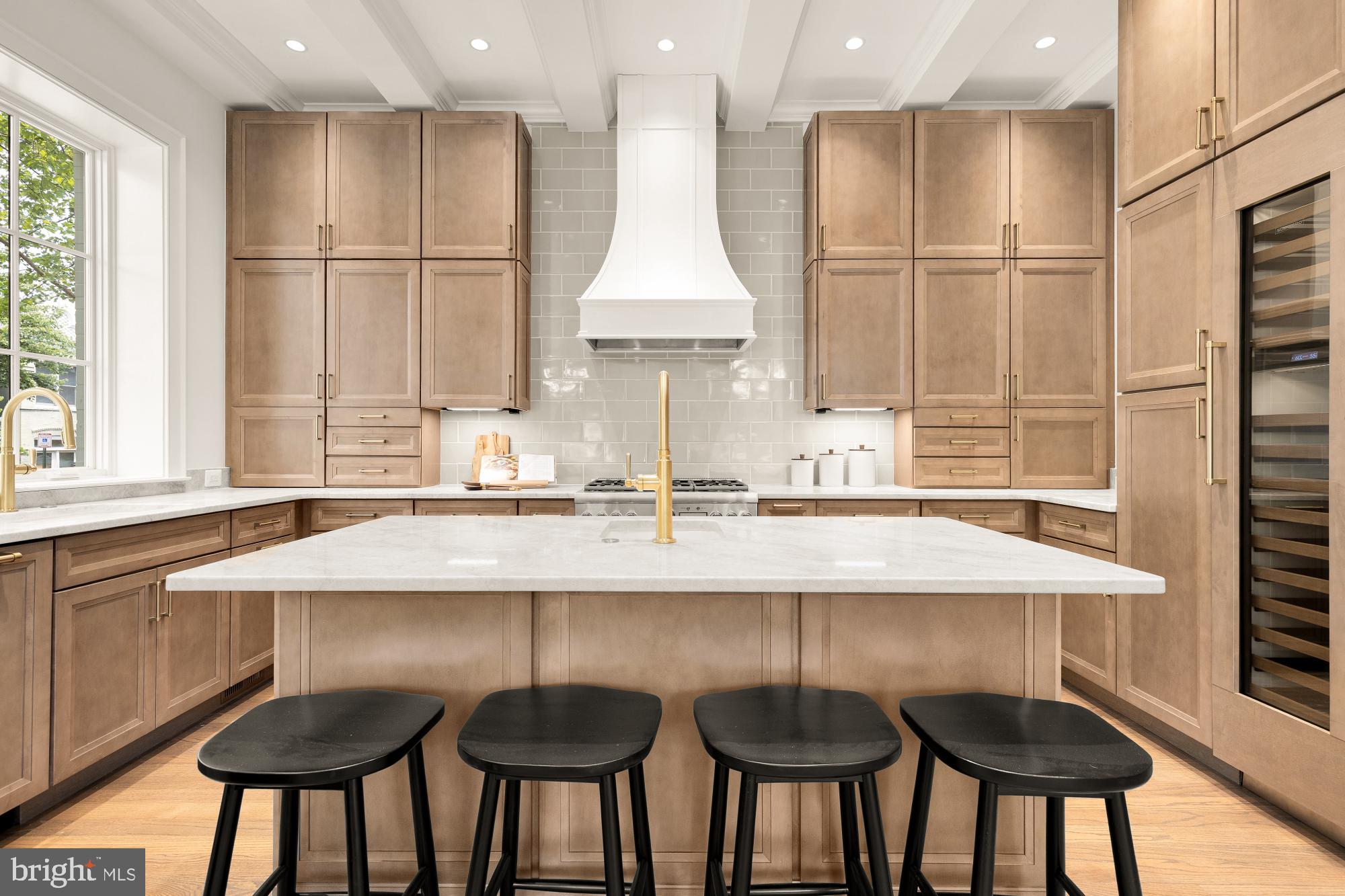 CAPITOL HILL - Residential