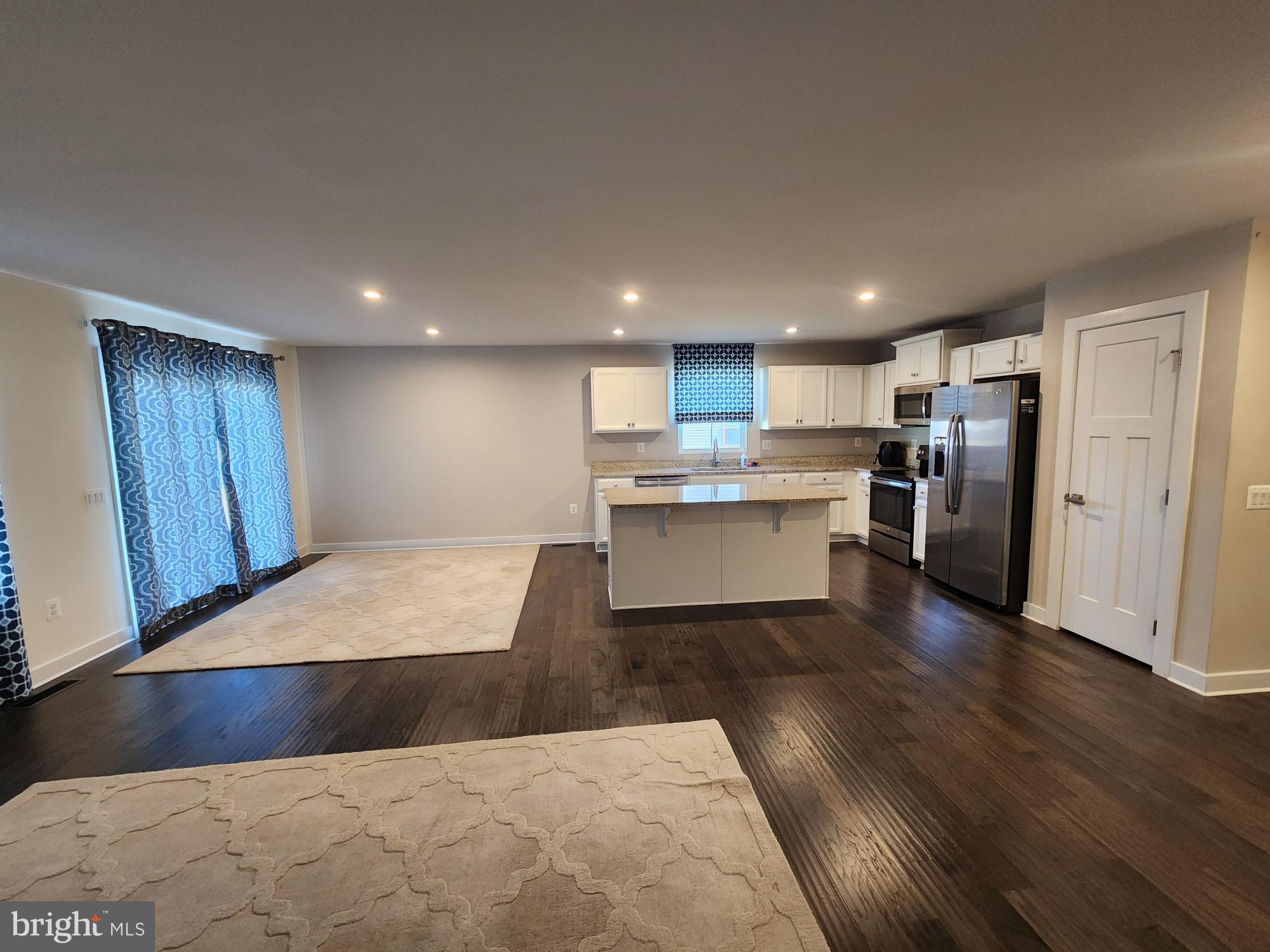 CHANDLERS GLEN - Residential Lease