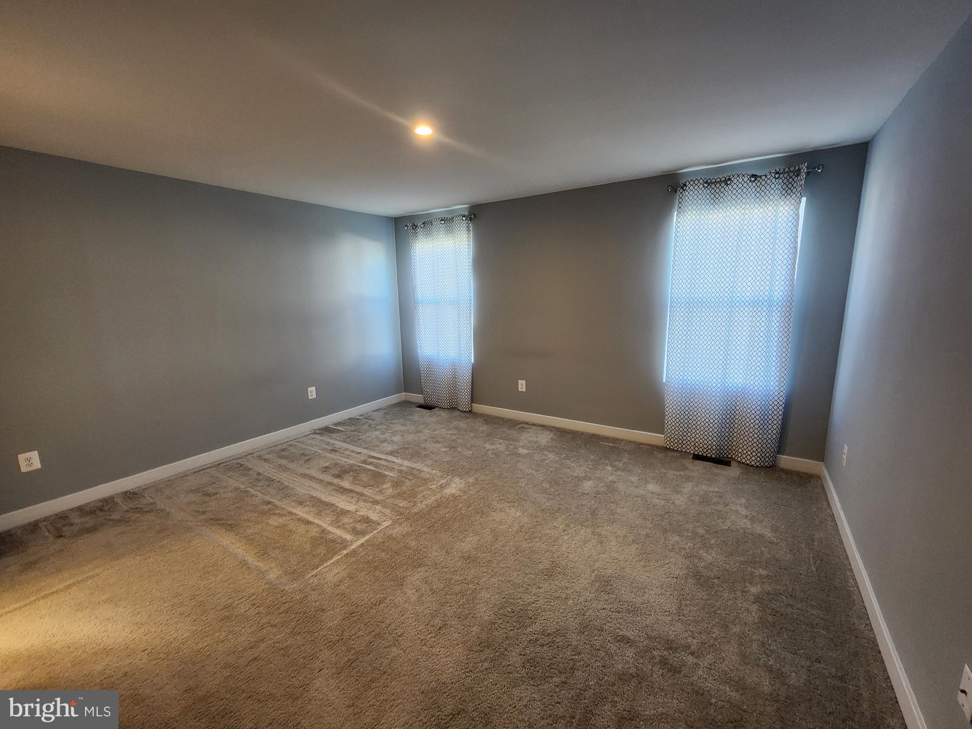 CHANDLERS GLEN - Residential Lease