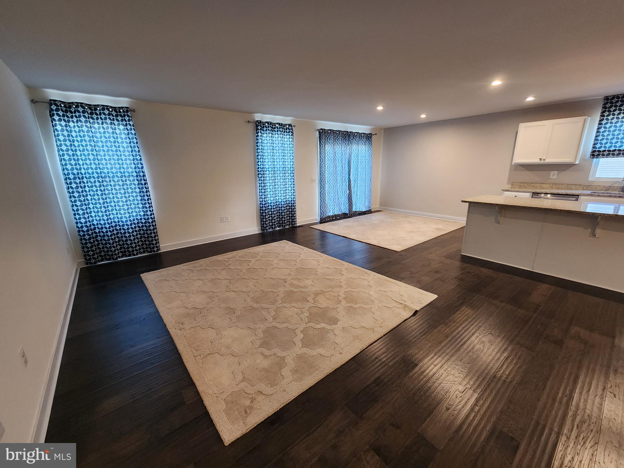 CHANDLERS GLEN - Residential Lease