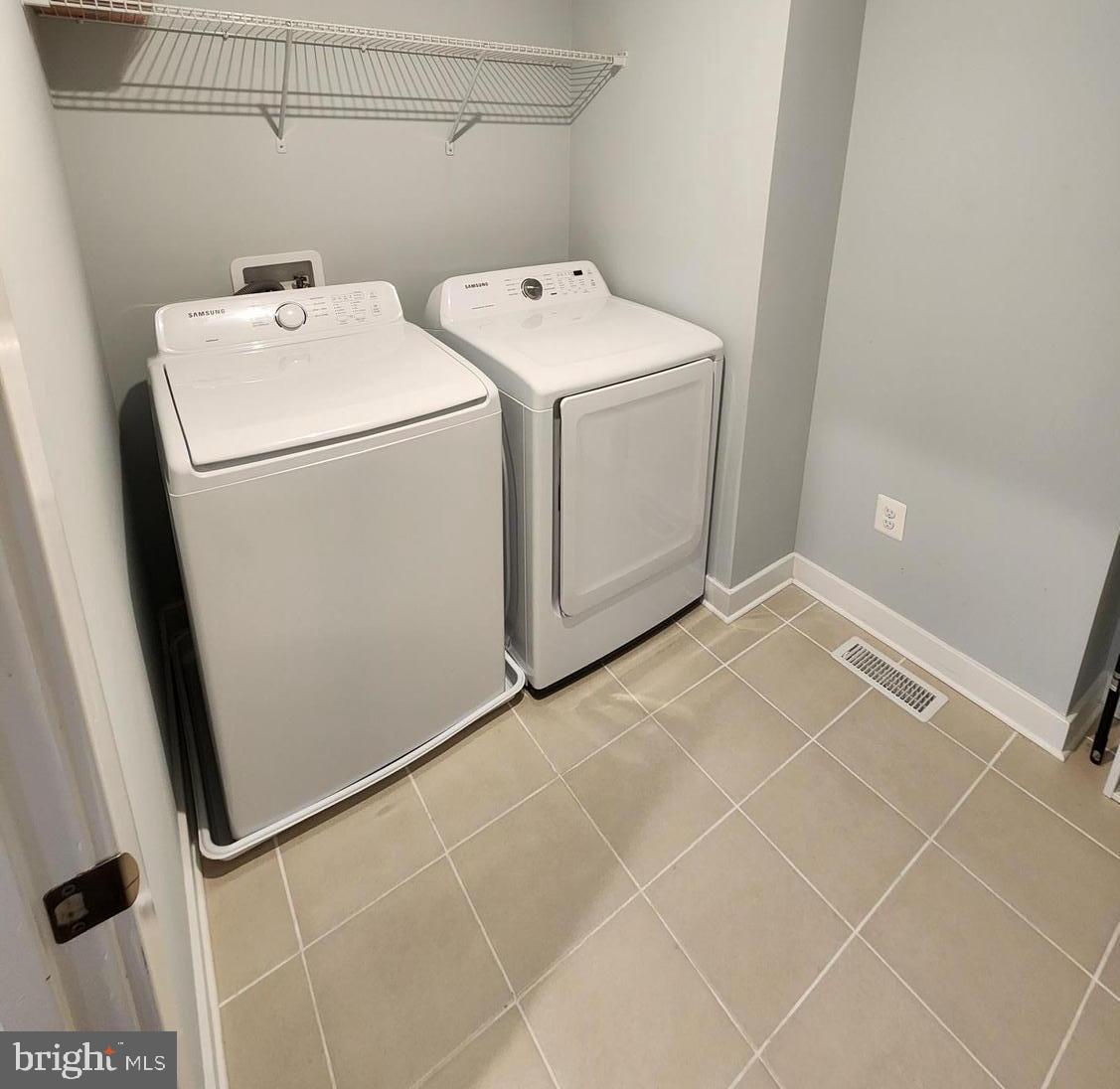 CHANDLERS GLEN - Residential Lease