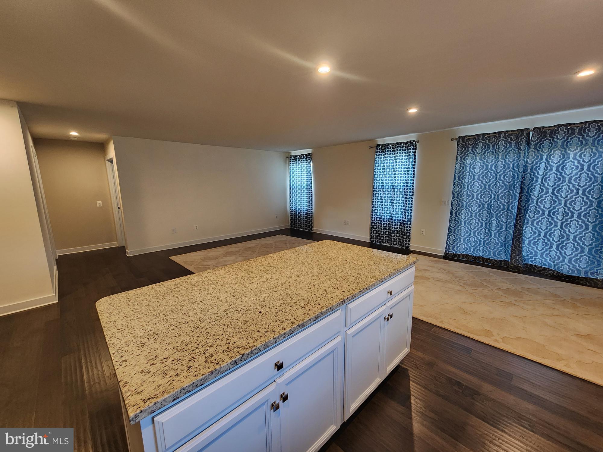 CHANDLERS GLEN - Residential Lease