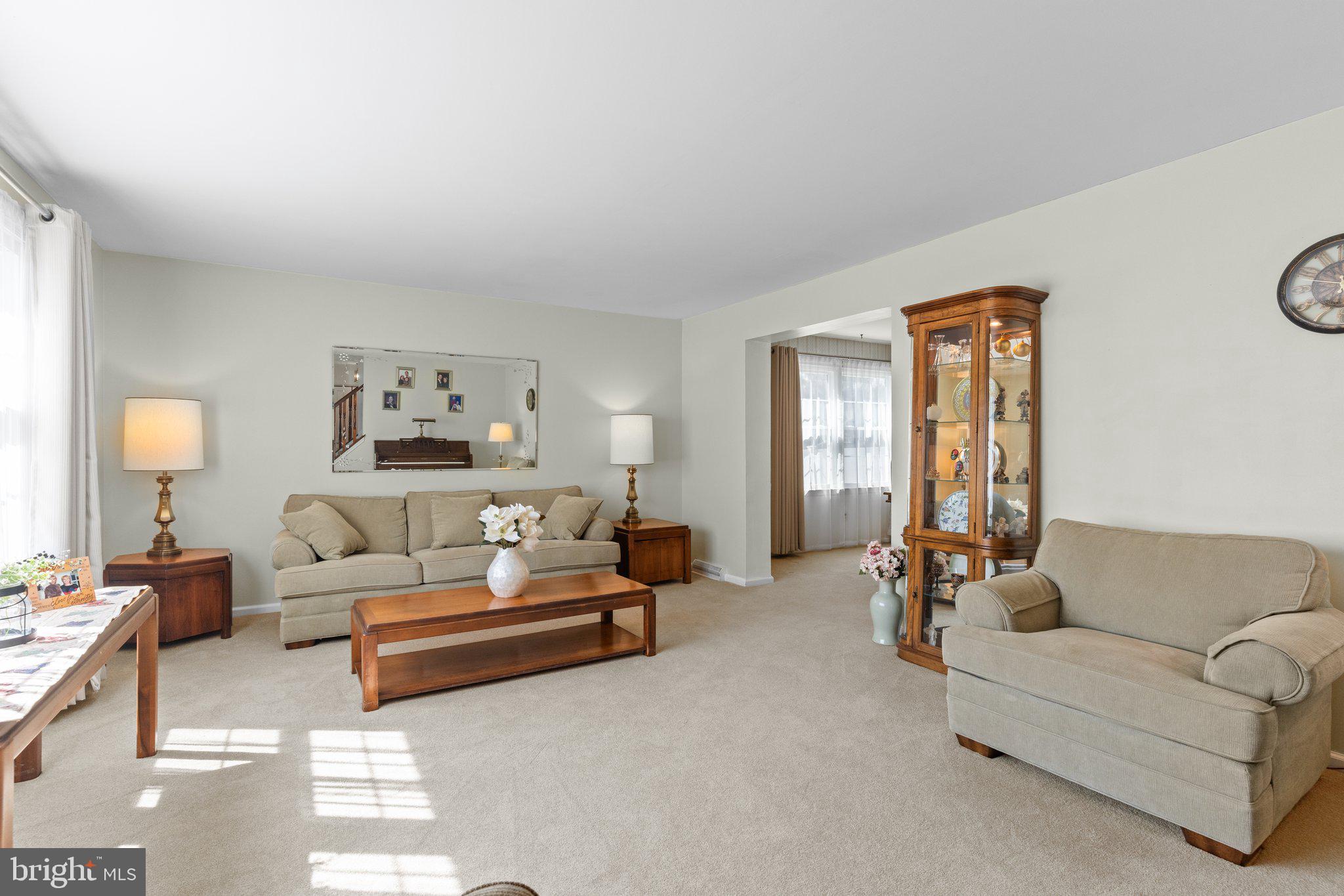 HEDGEROW WOODS - Residential